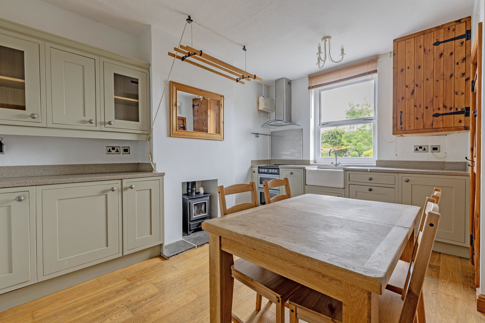 Rock Terrace, Bakewell, photo 8