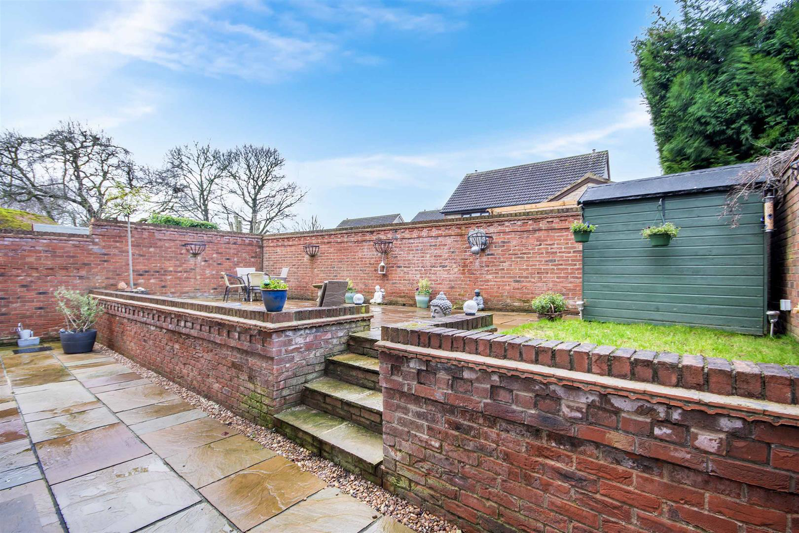 Doncaster Road, Braithwell, Rotherham, photo 2