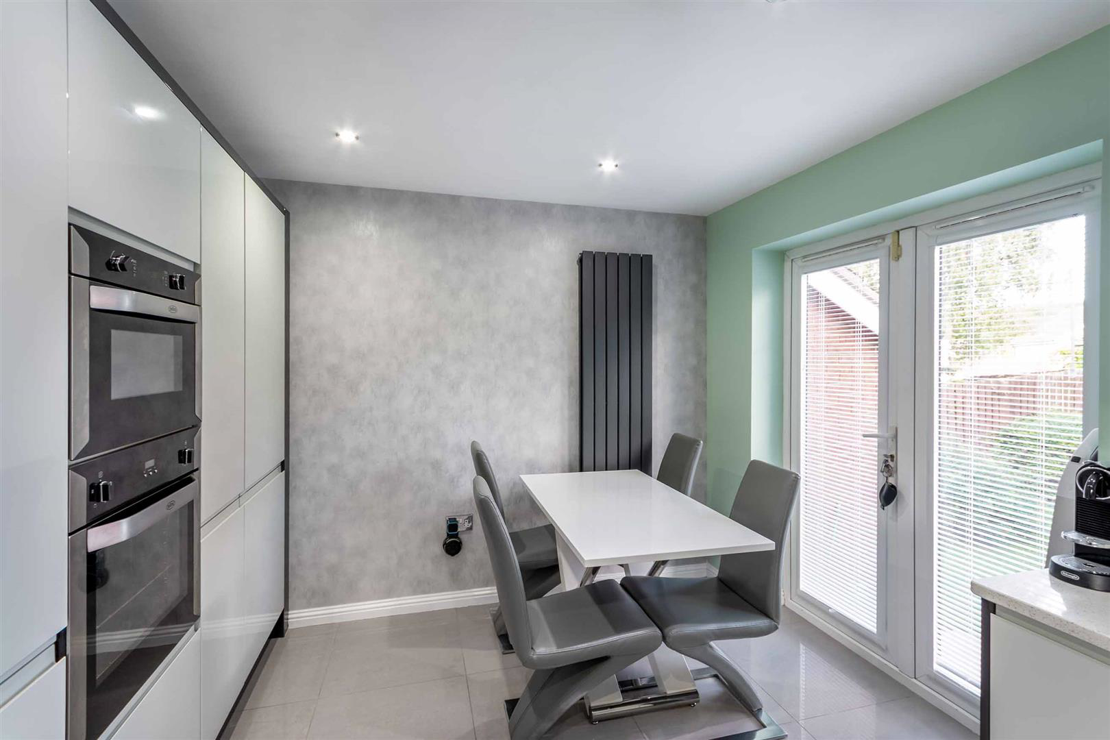 Paddock Drive, Sunnyside, Rotherham, photo 3