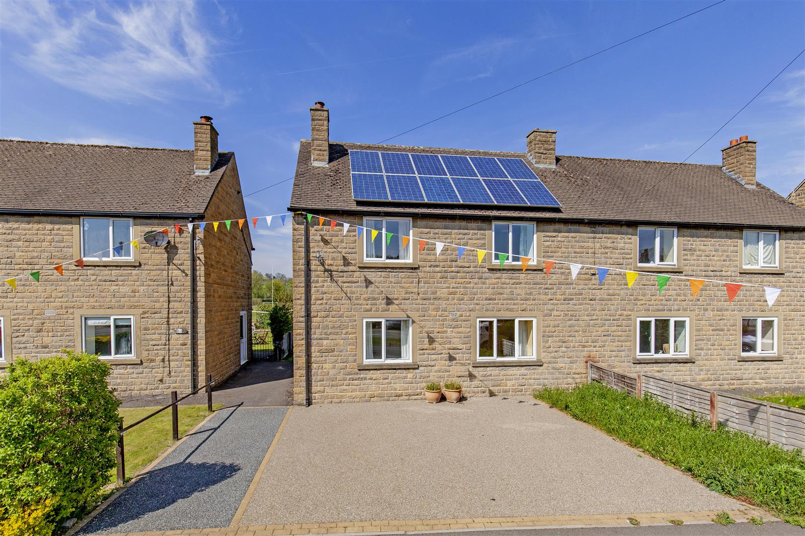 60 Castleton Road, Hope, S33 6RD