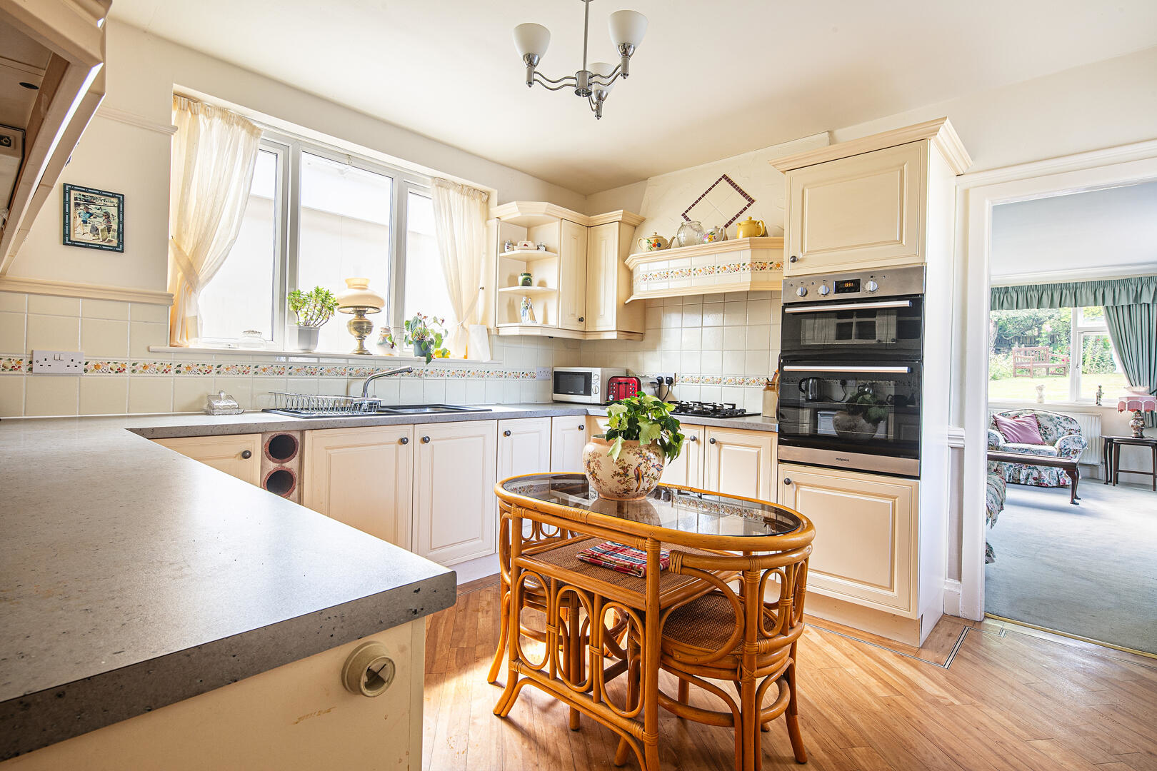 5 Edmund Avenue, Bradway, S17 4RN, photo 6