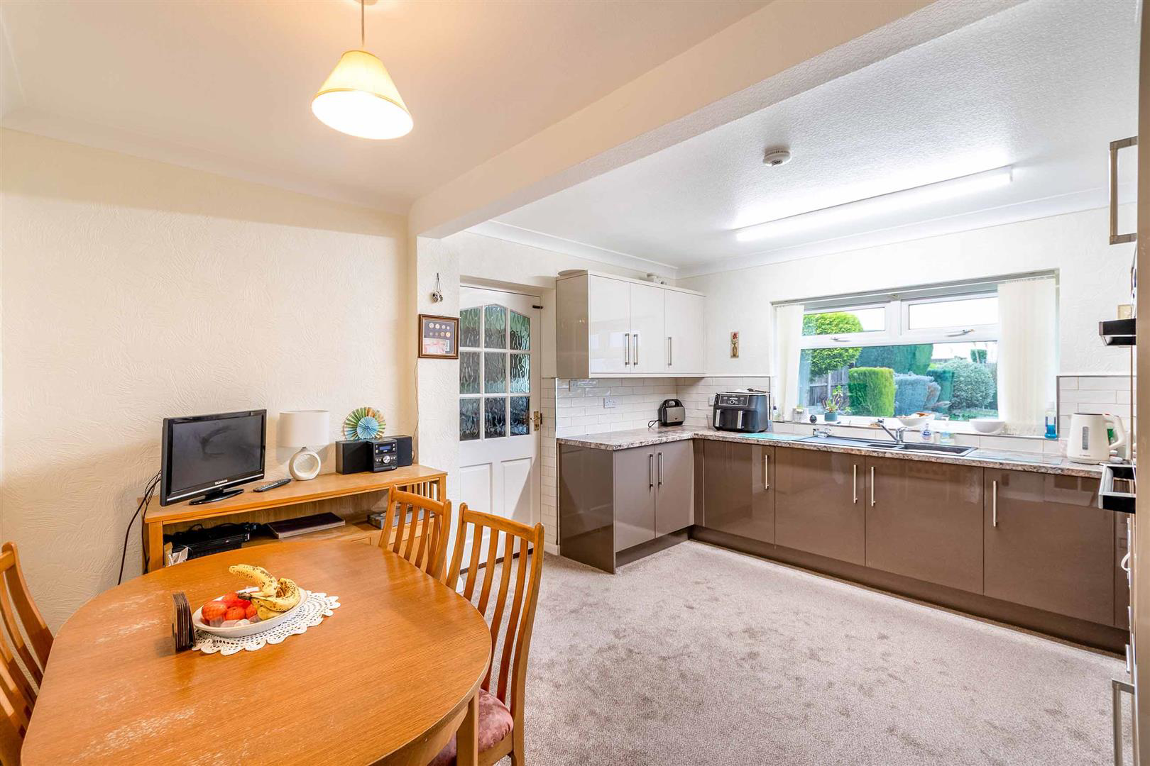 Kitchen diner