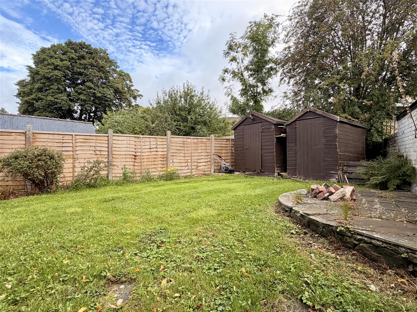 Victoria Road, Bamford, Hope Valley, photo 17
