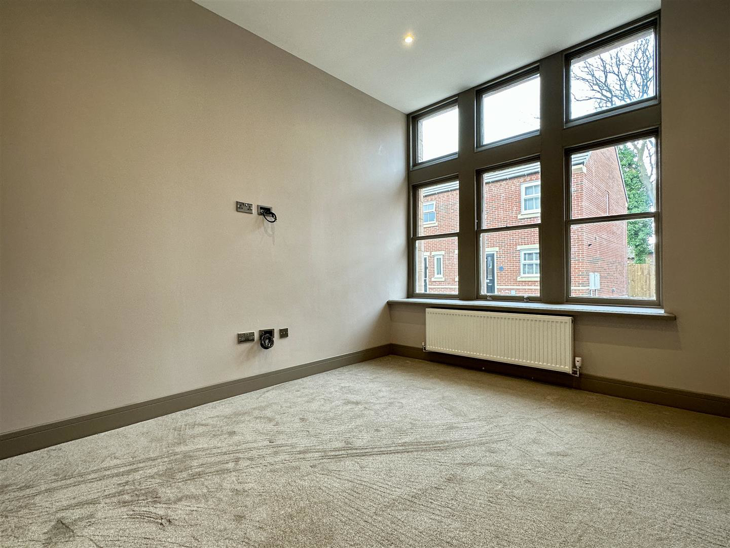 Coach House Lane, Rotherham, photo 14