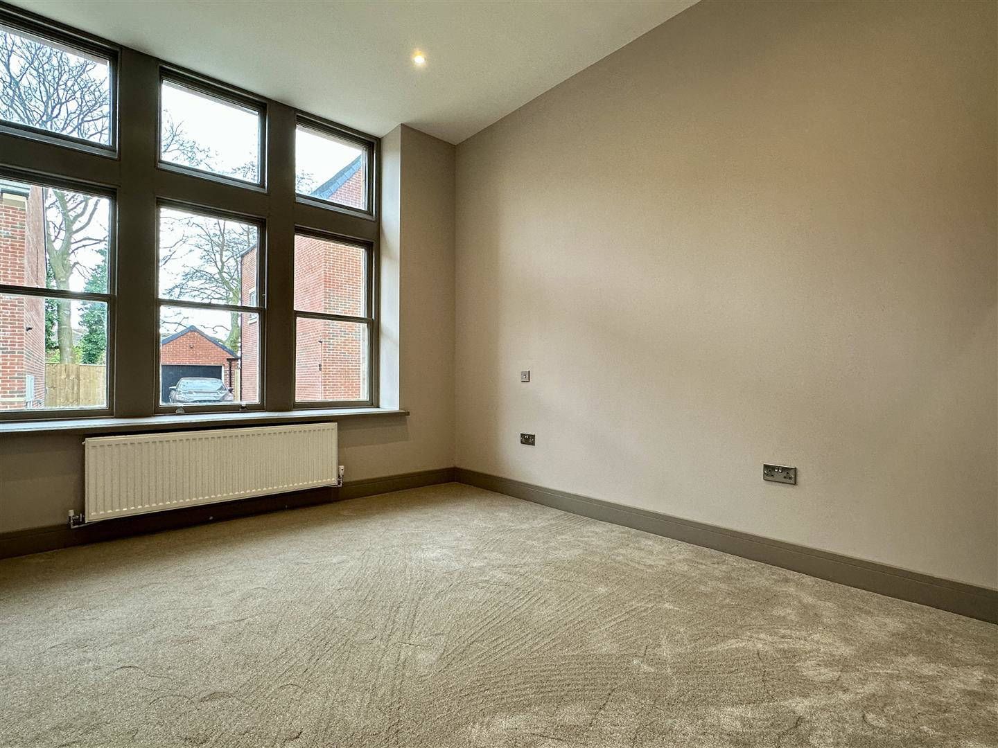 Coach House Lane, Rotherham, photo 13
