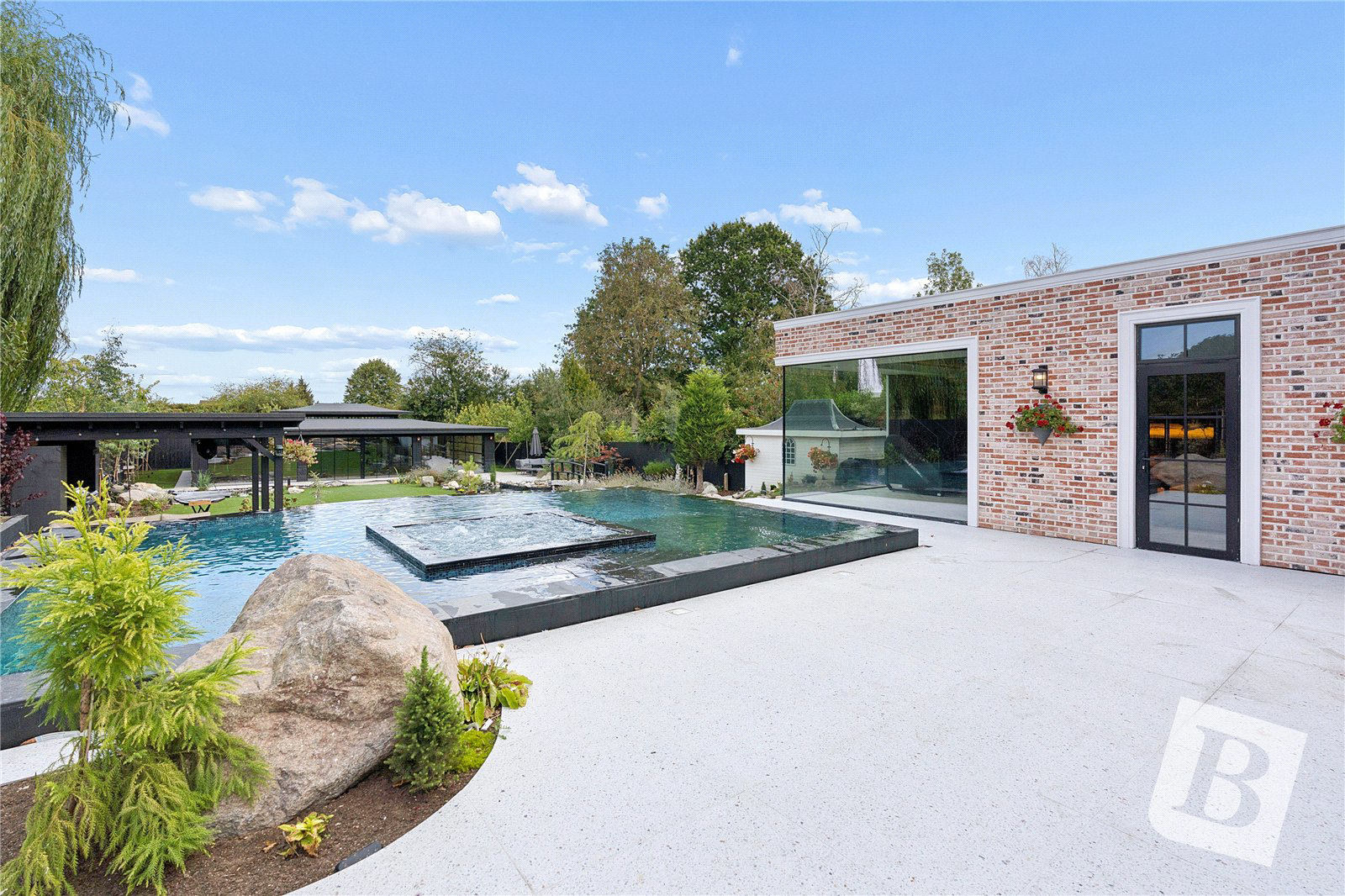 Park Avenue, Hutton, Brentwood, Essex, CM13, photo 54