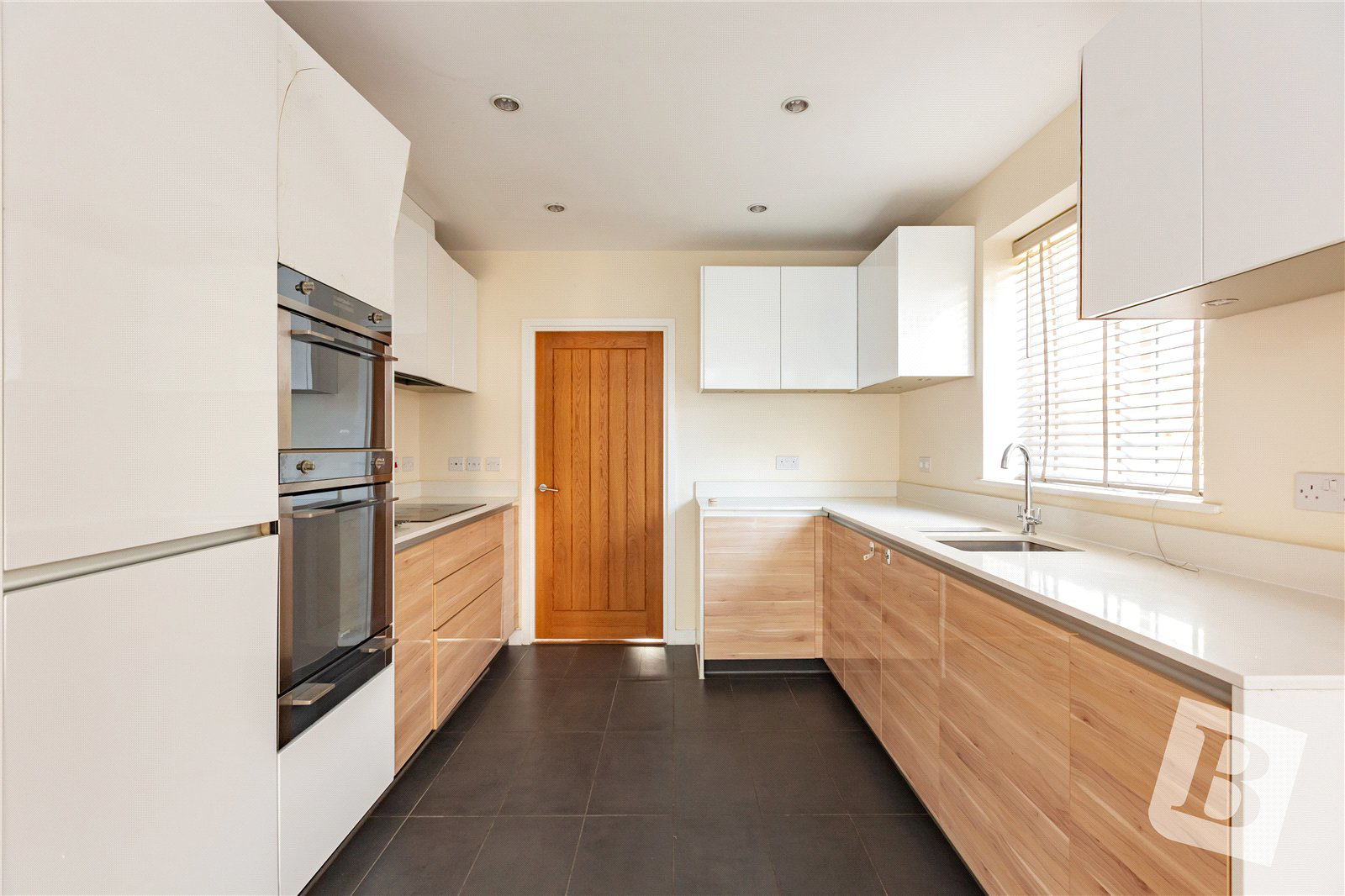 Godwin Terrace, Harold Wood, RM3, photo 6