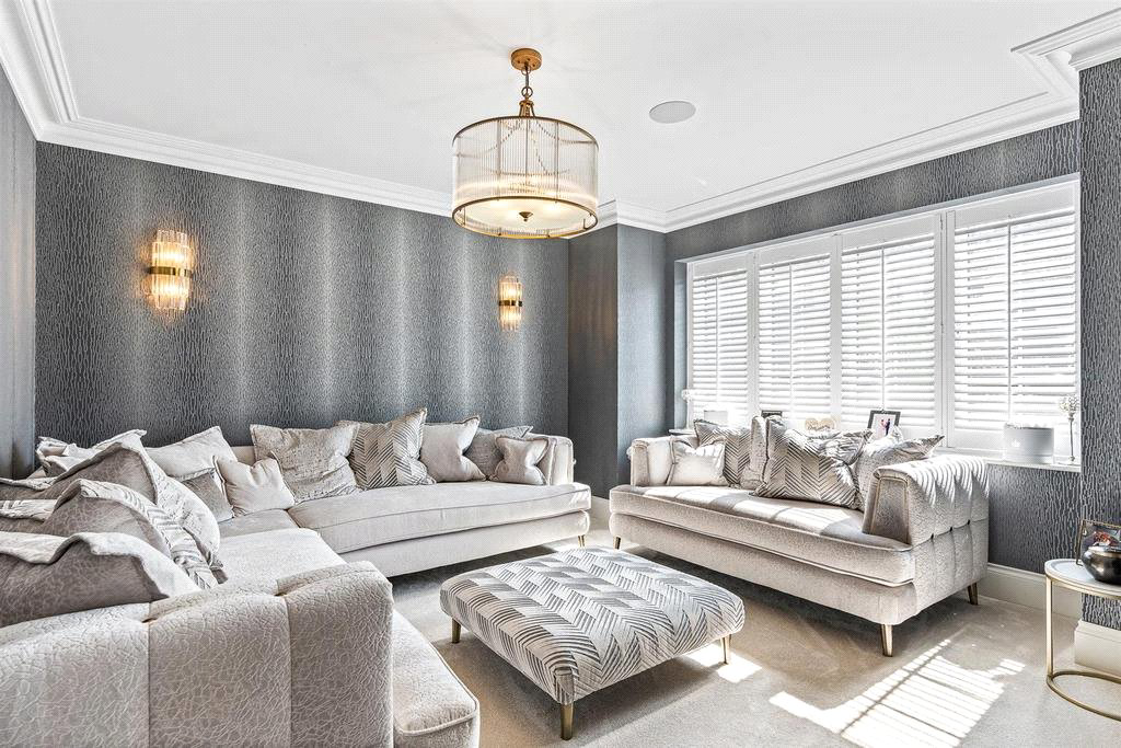 Honeypot Lane, Brentwood, Essex, CM14, photo 4