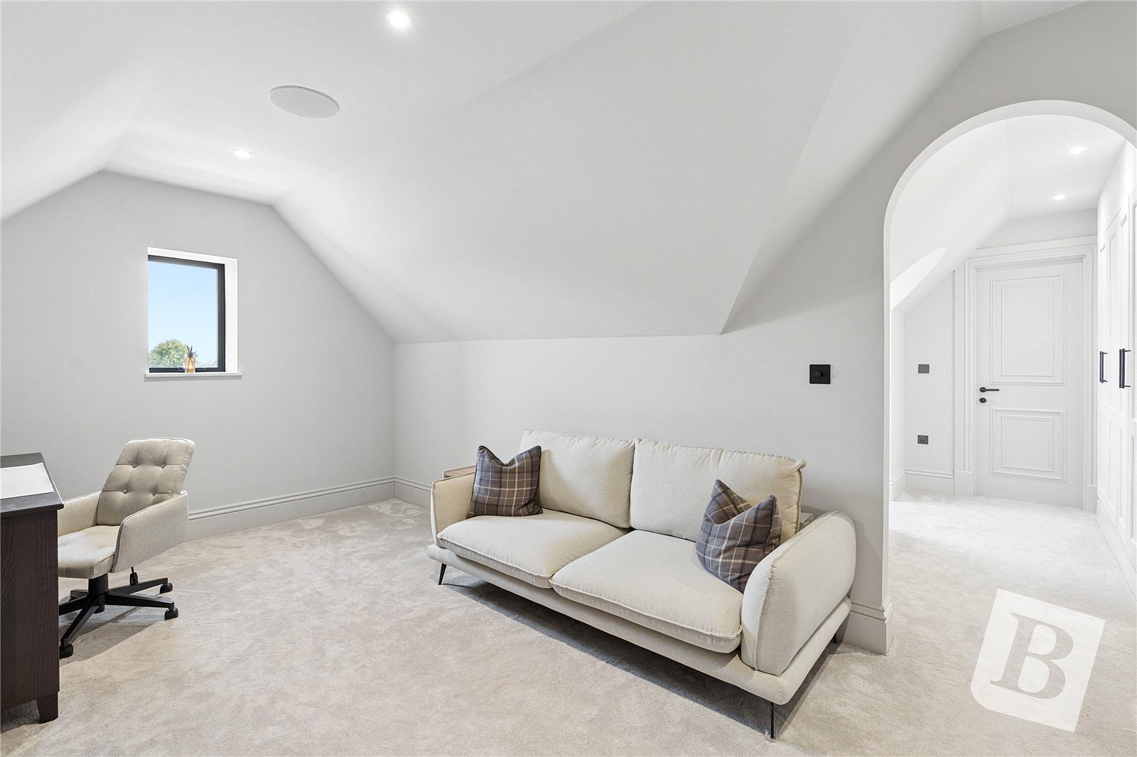 Park Avenue, Hutton, Brentwood, Essex, CM13, photo 33