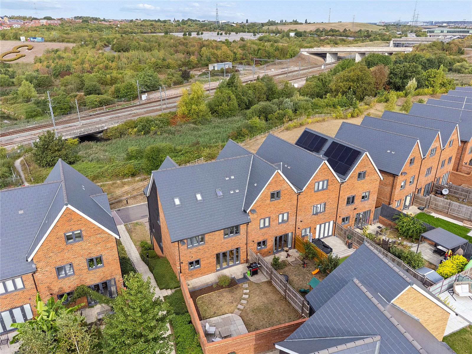 Stratford Way, Northfleet, Gravesend, Kent, DA11, photo 4