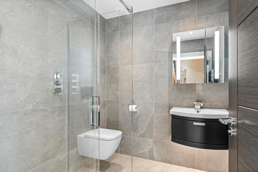 Honeypot Lane, Brentwood, Essex, CM14, photo 25