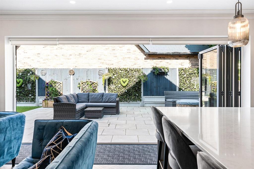 Honeypot Lane, Brentwood, Essex, CM14, photo 12
