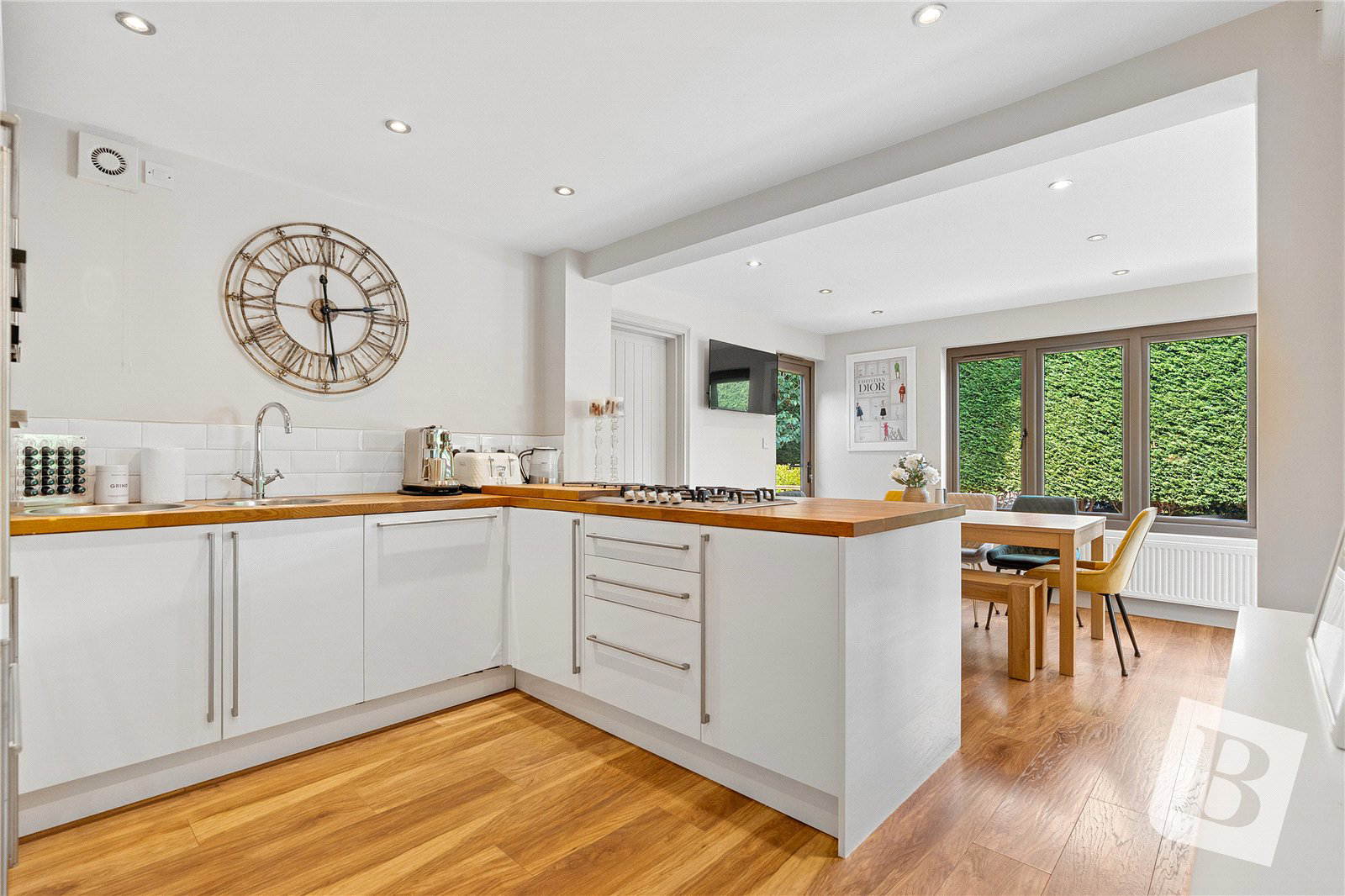 Prescott, Langdon Hills, Basildon, Essex, SS16, photo 3