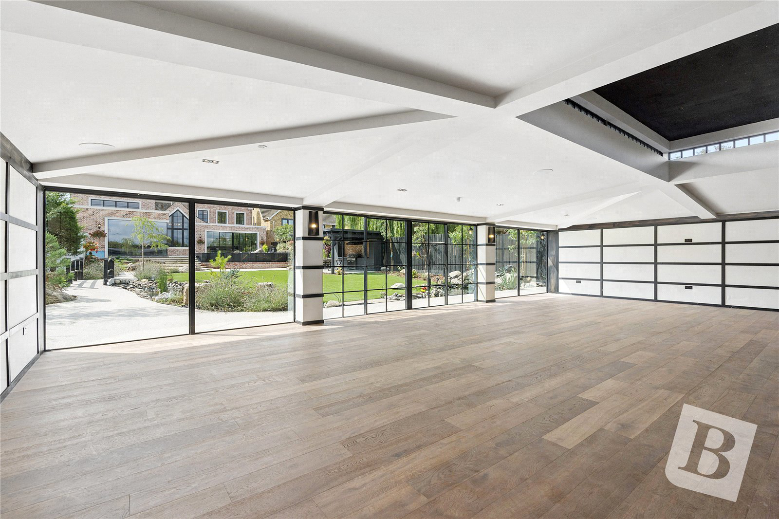 Park Avenue, Hutton, Brentwood, Essex, CM13, photo 49