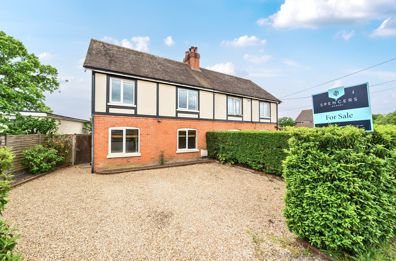 Southampton Road, Cadnam, Southampton, SO40