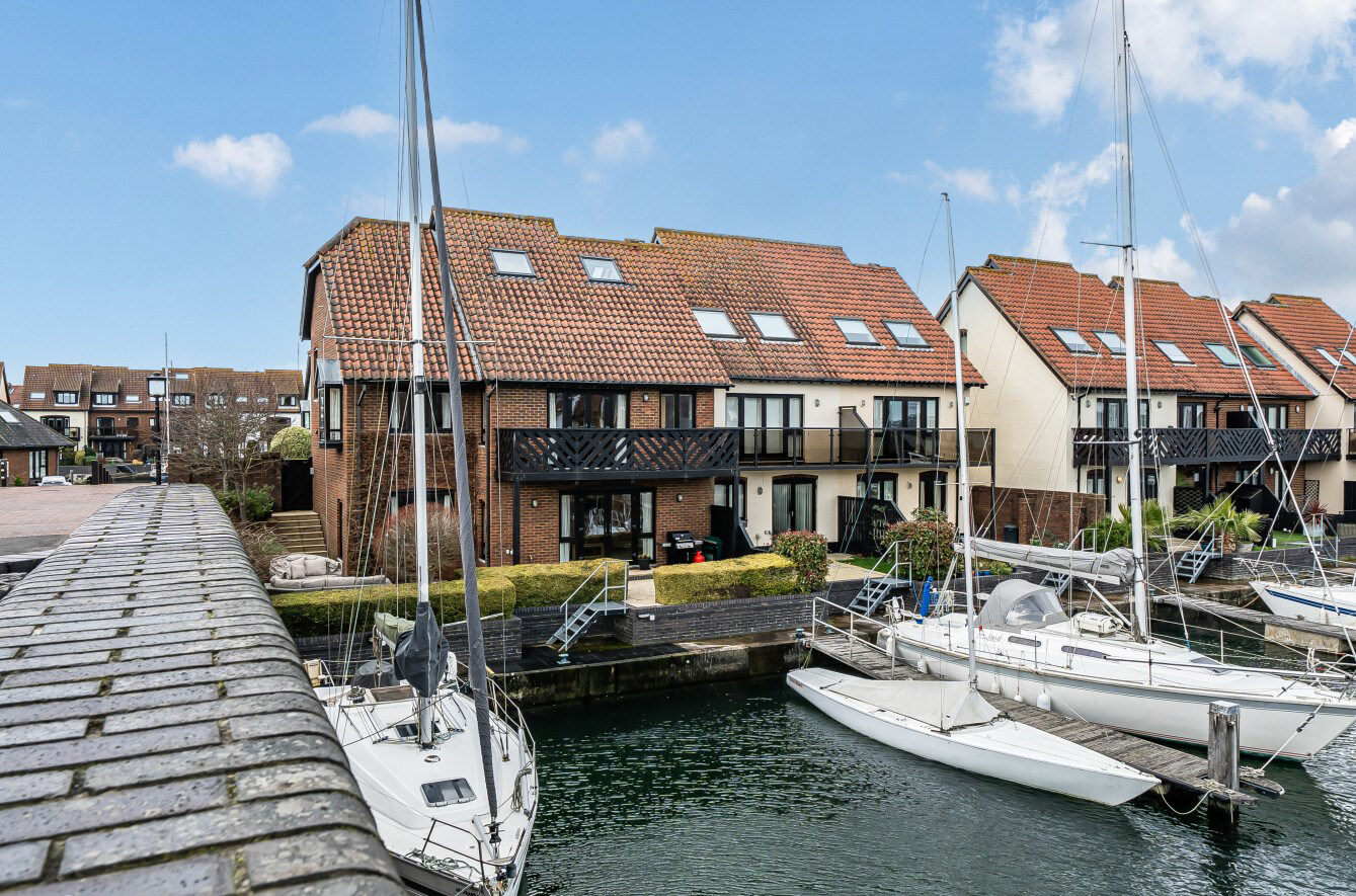 Velsheda Court, Hythe, Southampton, SO45