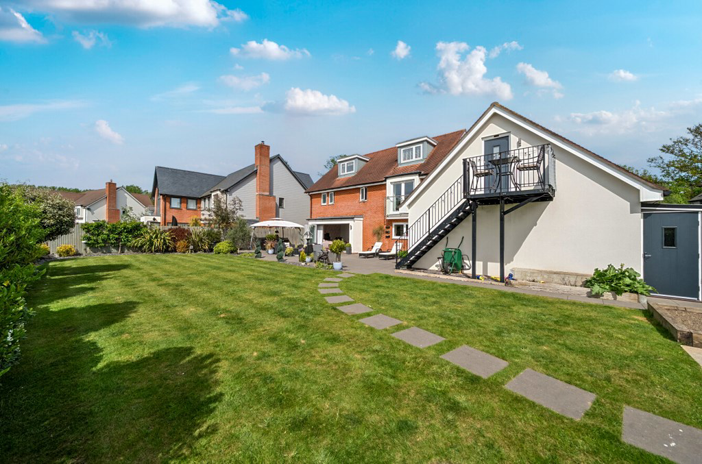 Oxlease Meadows, Romsey, SO51, photo 32