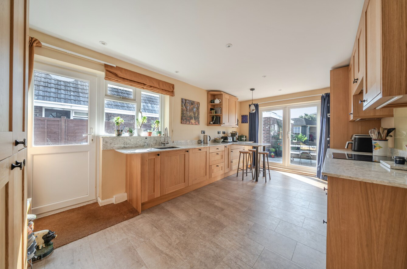 Beech Grange, Landford, Salisbury, SP5, photo 2