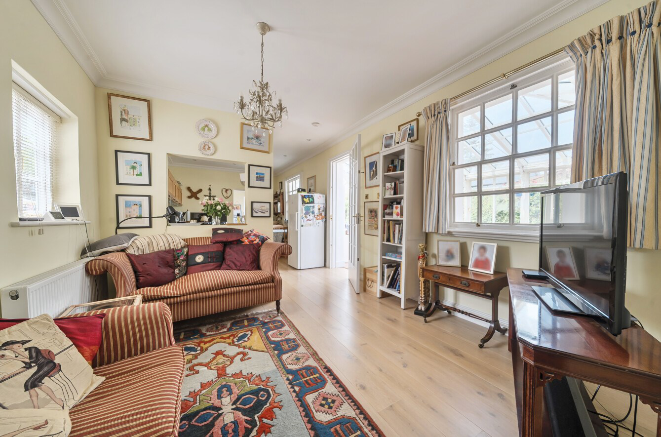 Palmerston Street, Romsey, SO51, photo 11