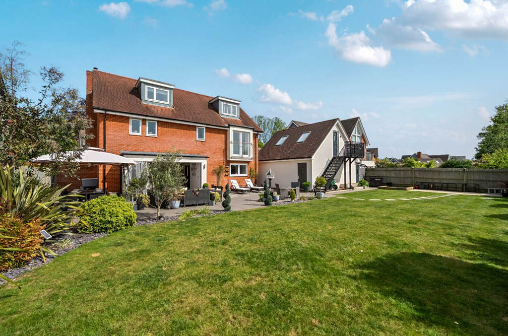 Oxlease Meadows, Romsey, SO51, photo 4