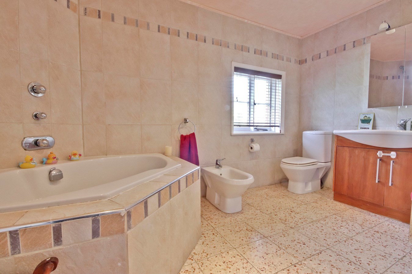 South Drive, Ossemsley, New Milton, BH25, photo 15