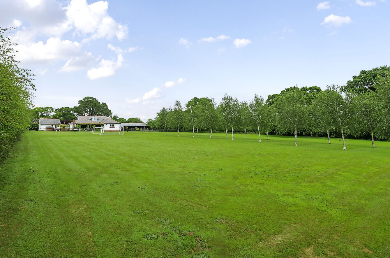 Tiptoe Road, New Milton, BH25, photo 17