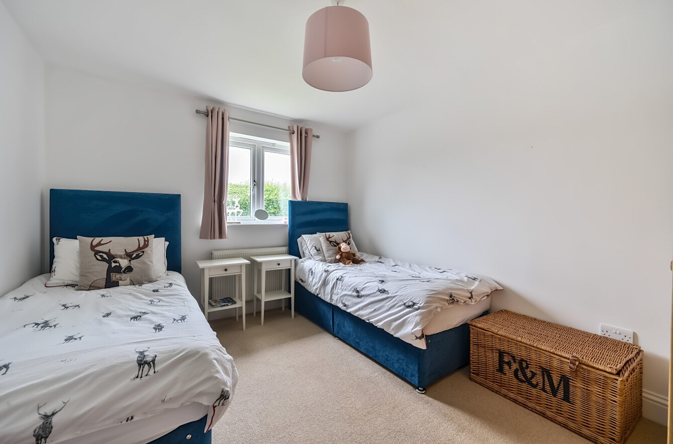Tiptoe Road, New Milton, BH25, photo 11