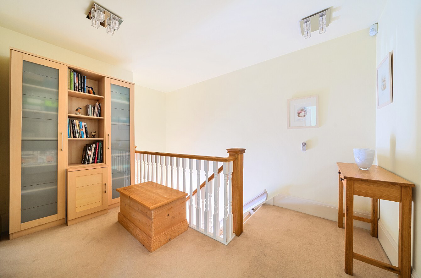 Homefield Close, Winkton, Christchurch, BH23, photo 8