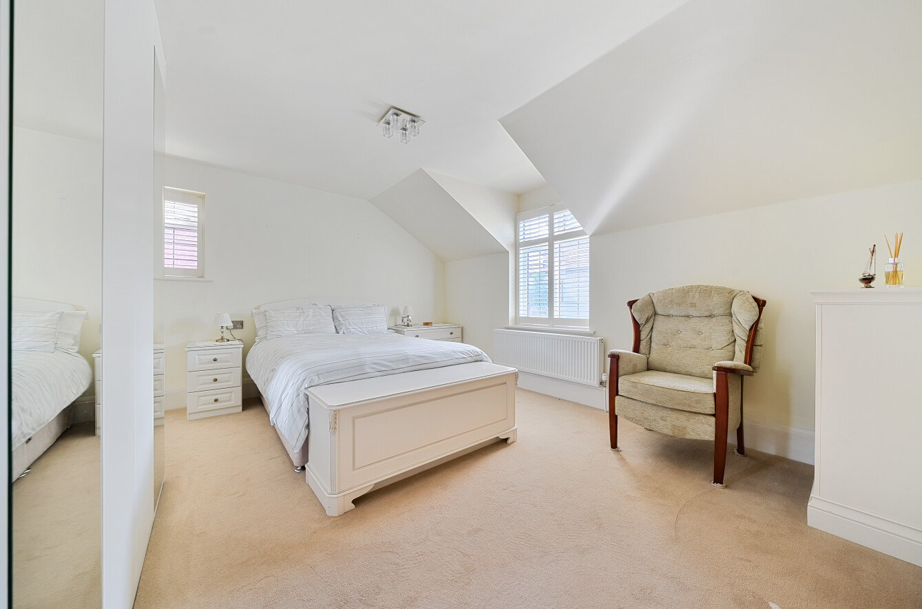Homefield Close, Winkton, Christchurch, BH23, photo 9
