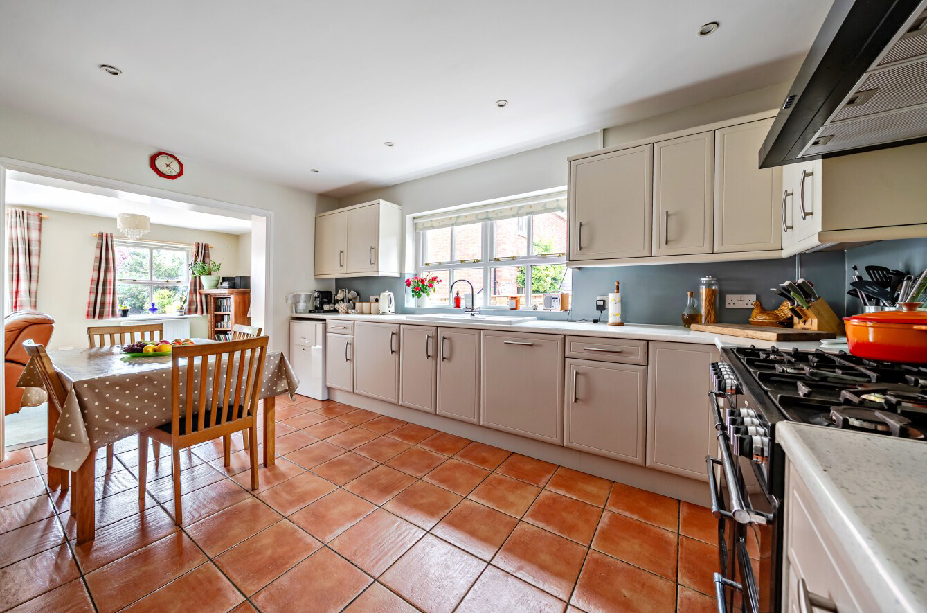 School Road, Nomansland, Salisbury, SP5, photo 3