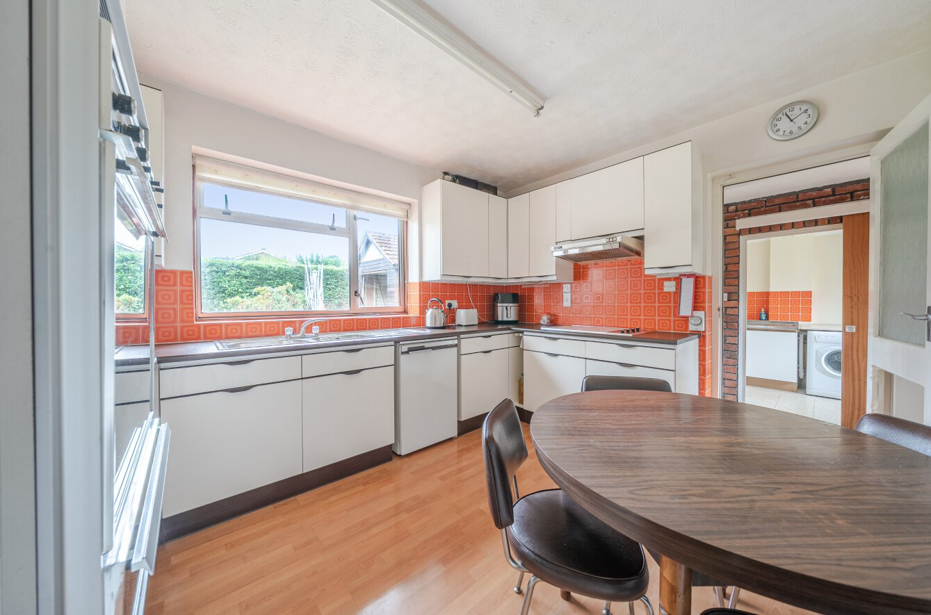 Lyndhurst Road, Landford, Salisbury, SP5, photo 4