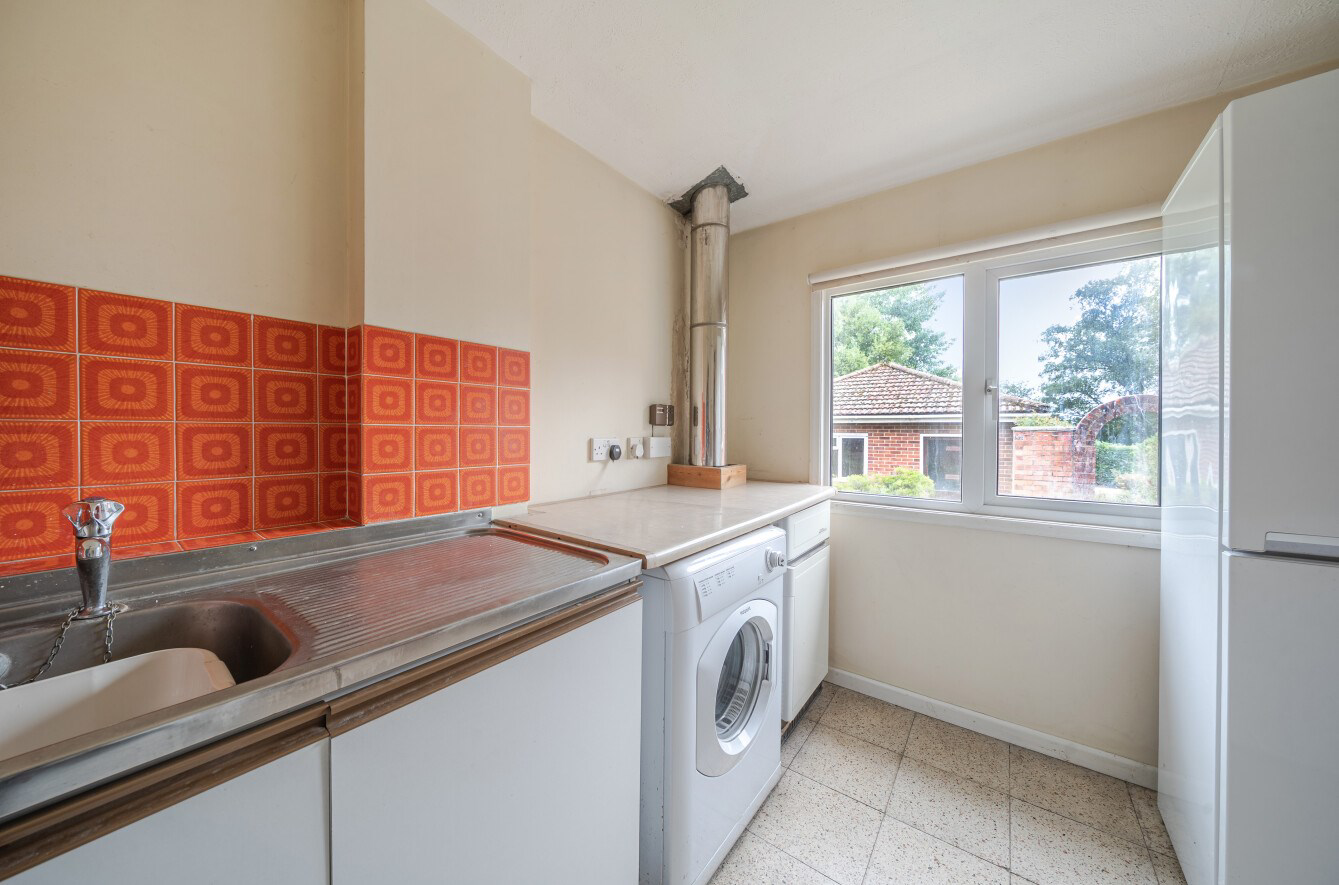 Lyndhurst Road, Landford, Salisbury, SP5, photo 7
