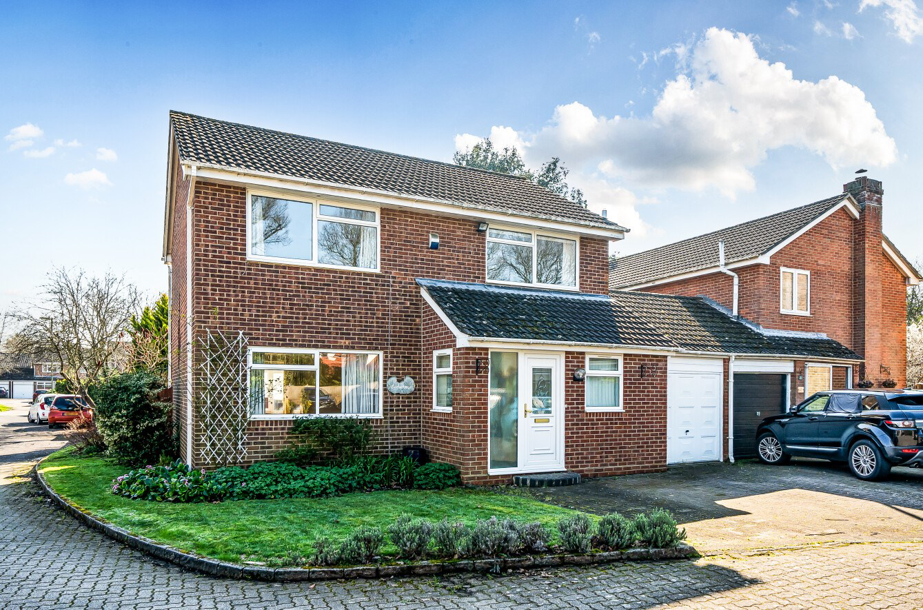 Kestrel Close, Marchwood, Southampton, SO40