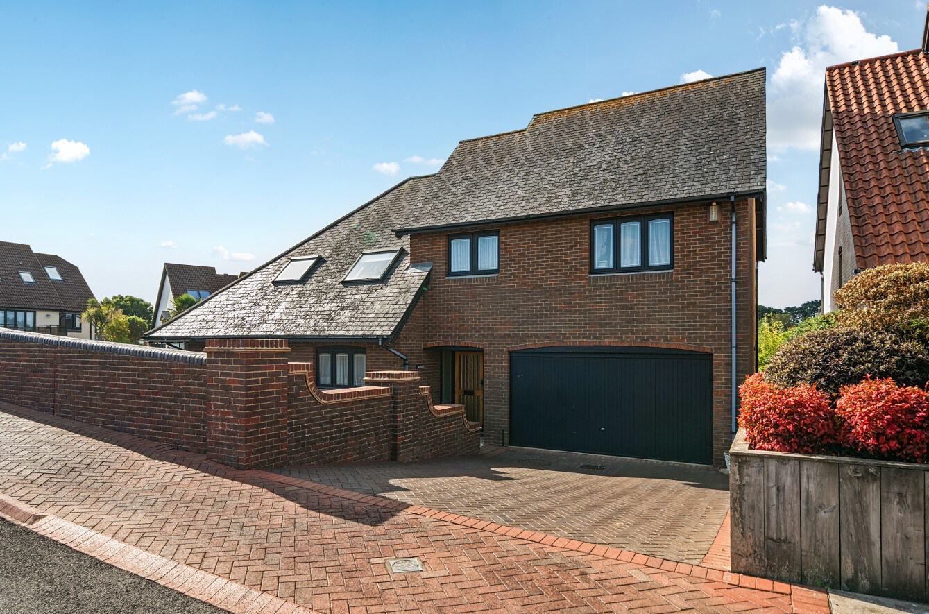 Velsheda Court, Hythe, Southampton, SO45