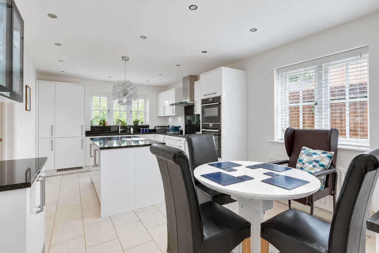 Yeldside Gardens, Cleobury Mortimer, DY14, photo 5