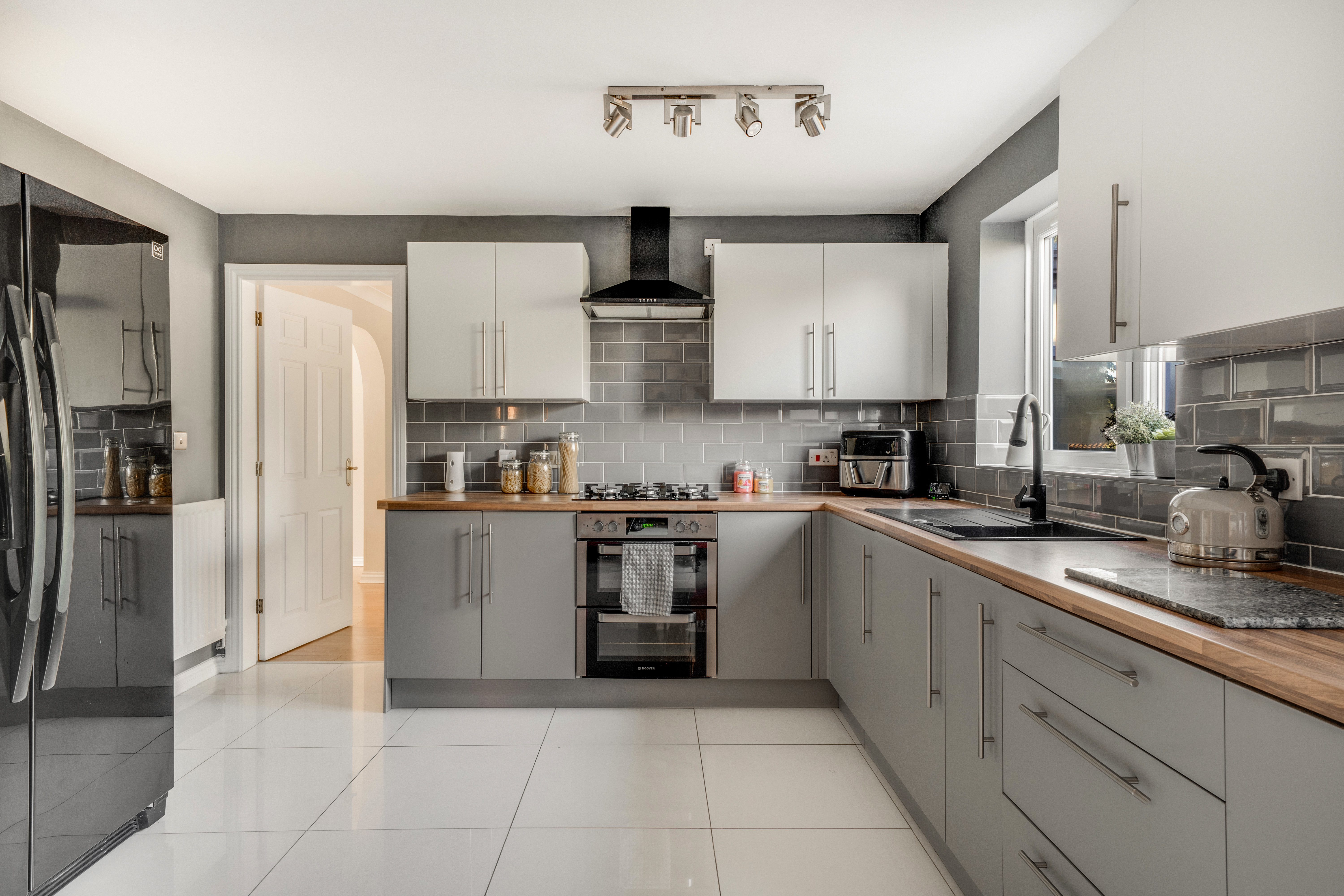 Churchward Drive, Telford, TF3, photo 3