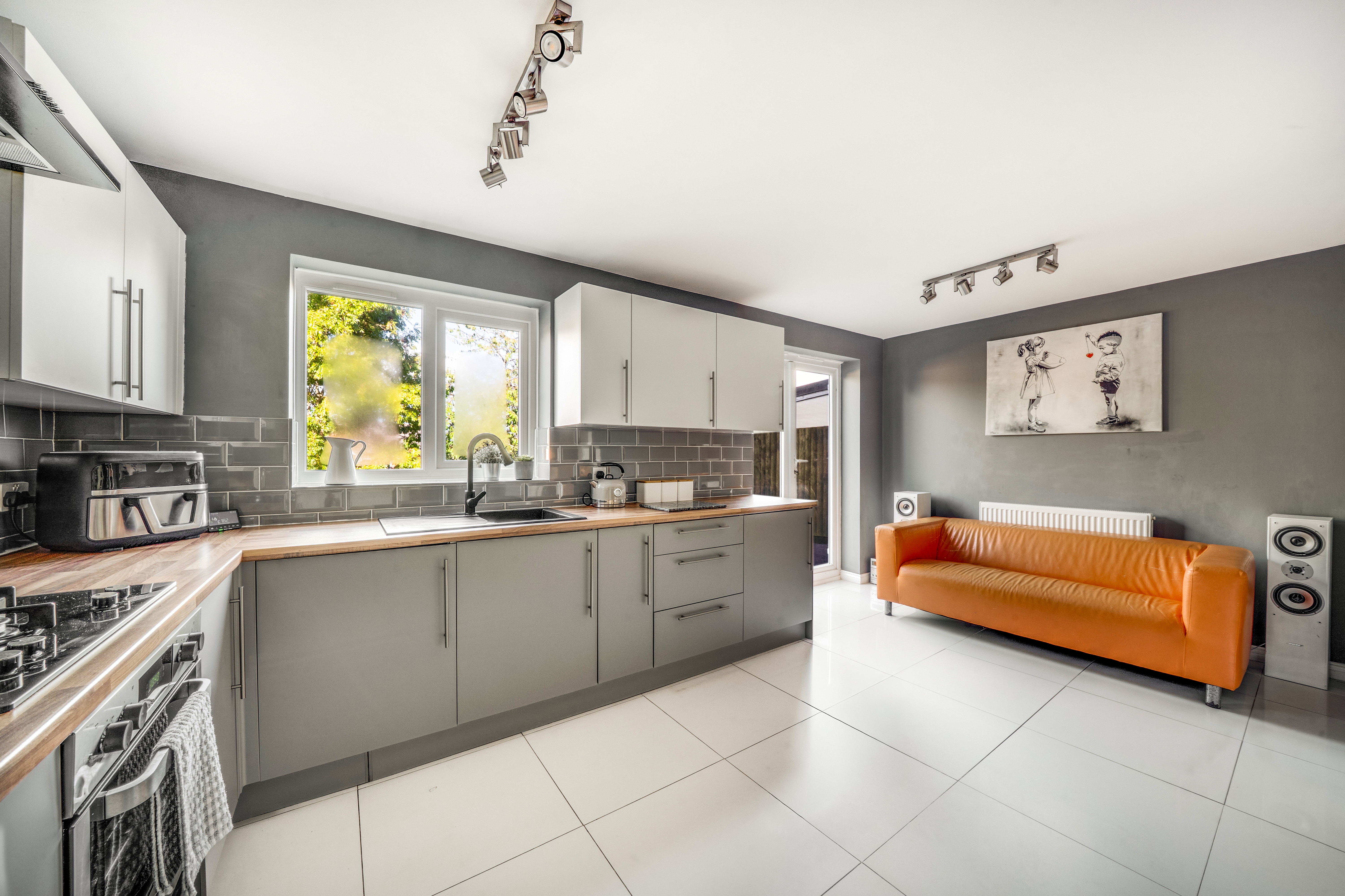 Churchward Drive, Telford, TF3, photo 9