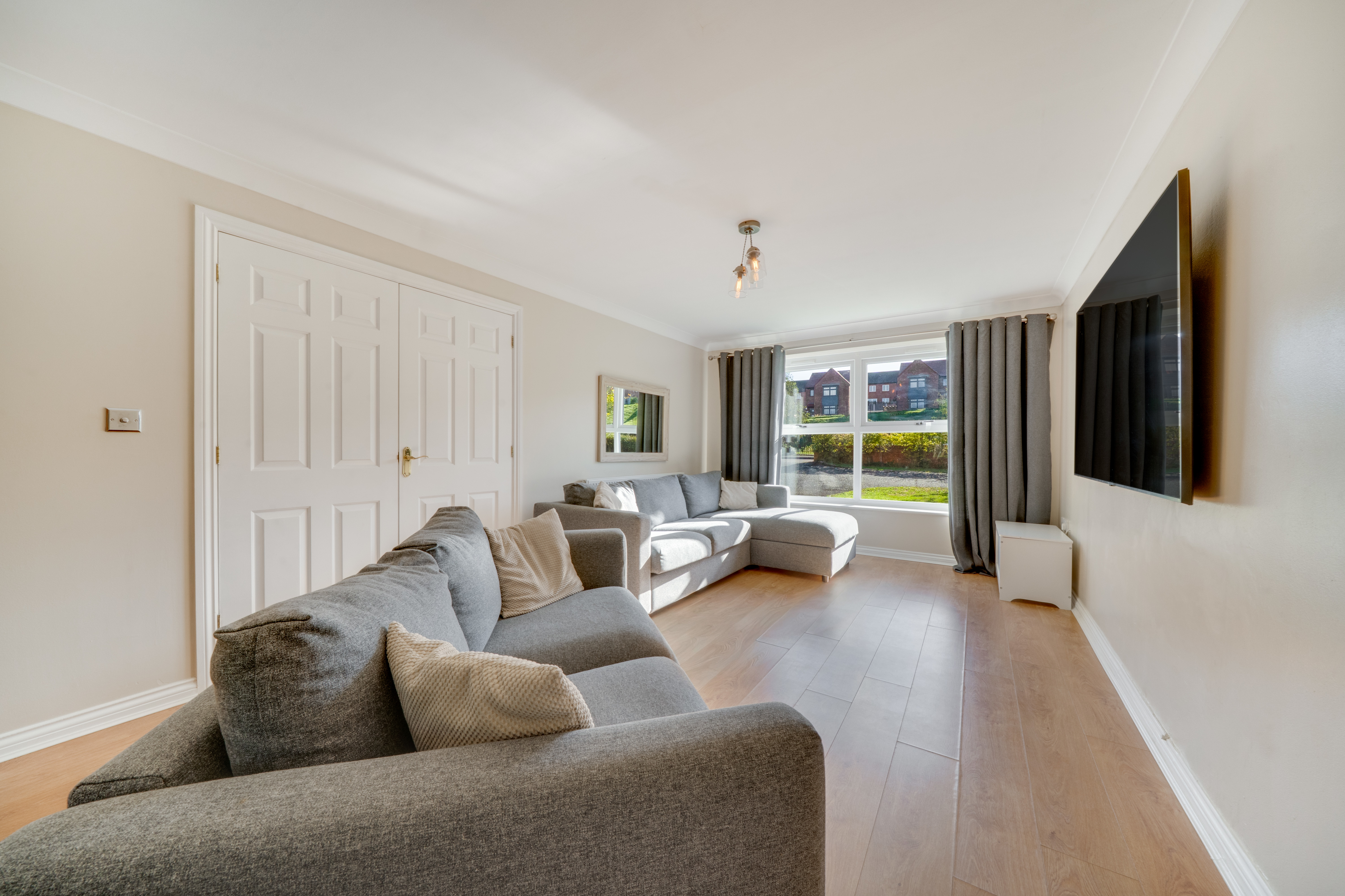 Churchward Drive, Telford, TF3, photo 2