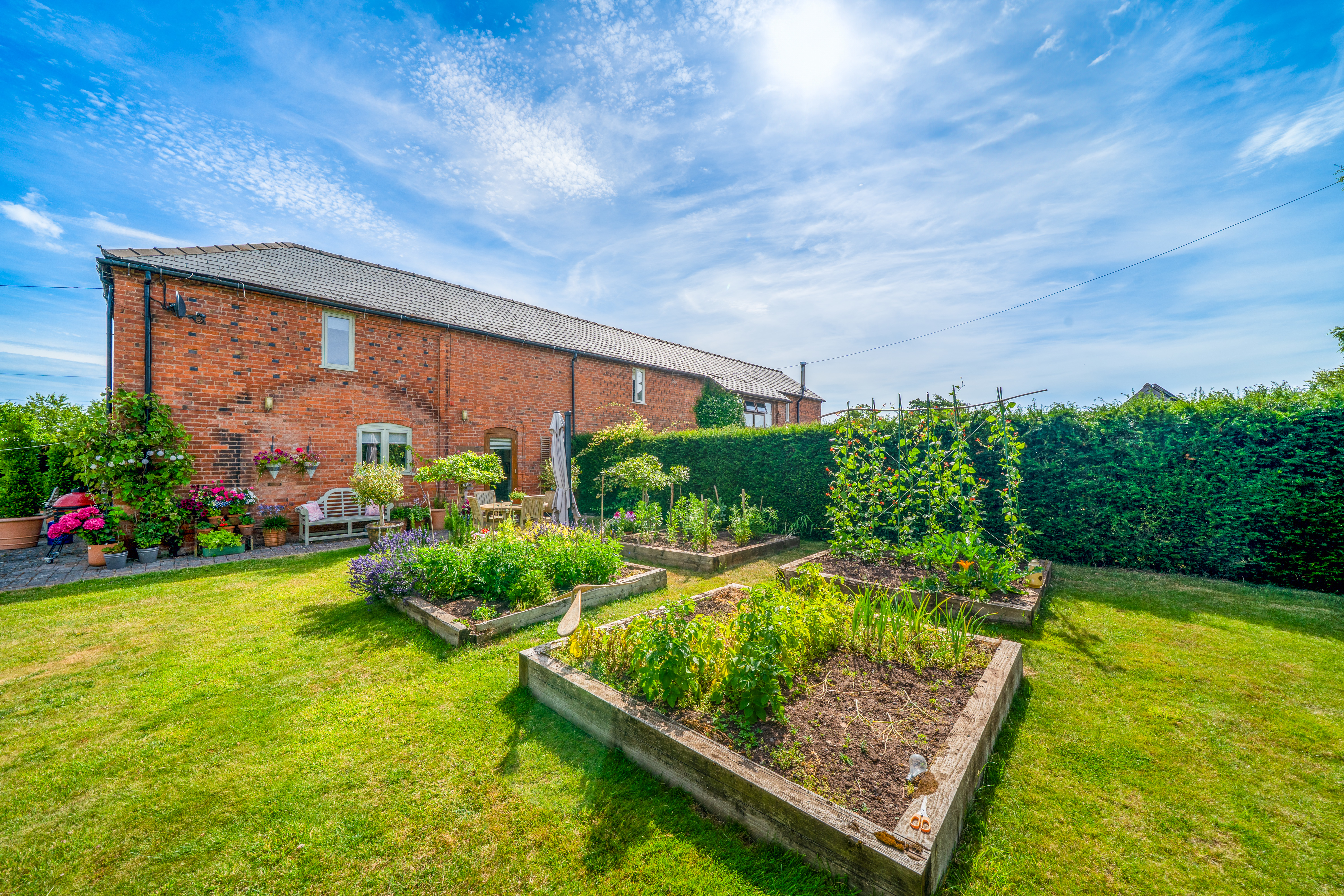 Sutton, Sutton Court, WR15, photo 2