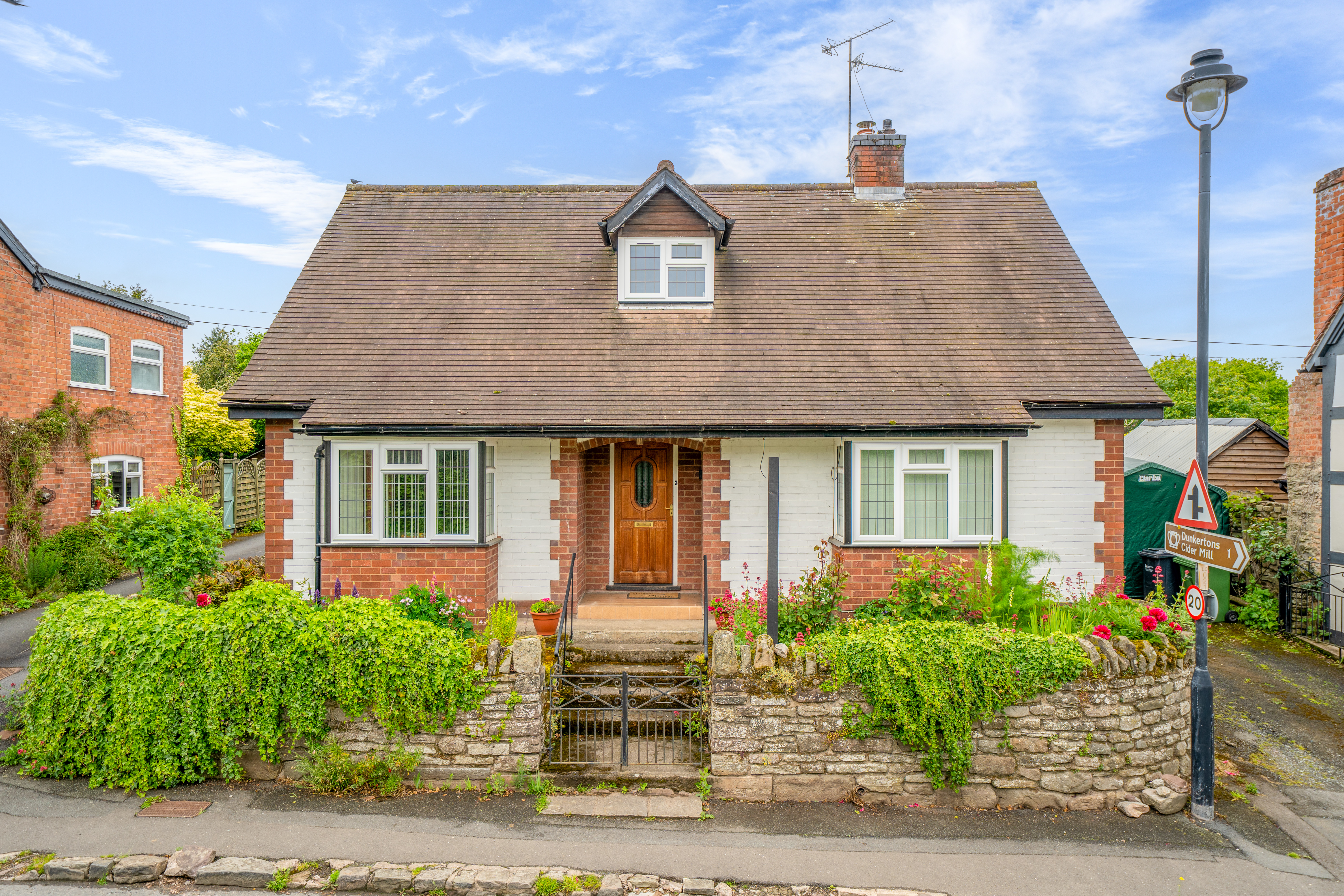 High Street, Pembridge, HR6