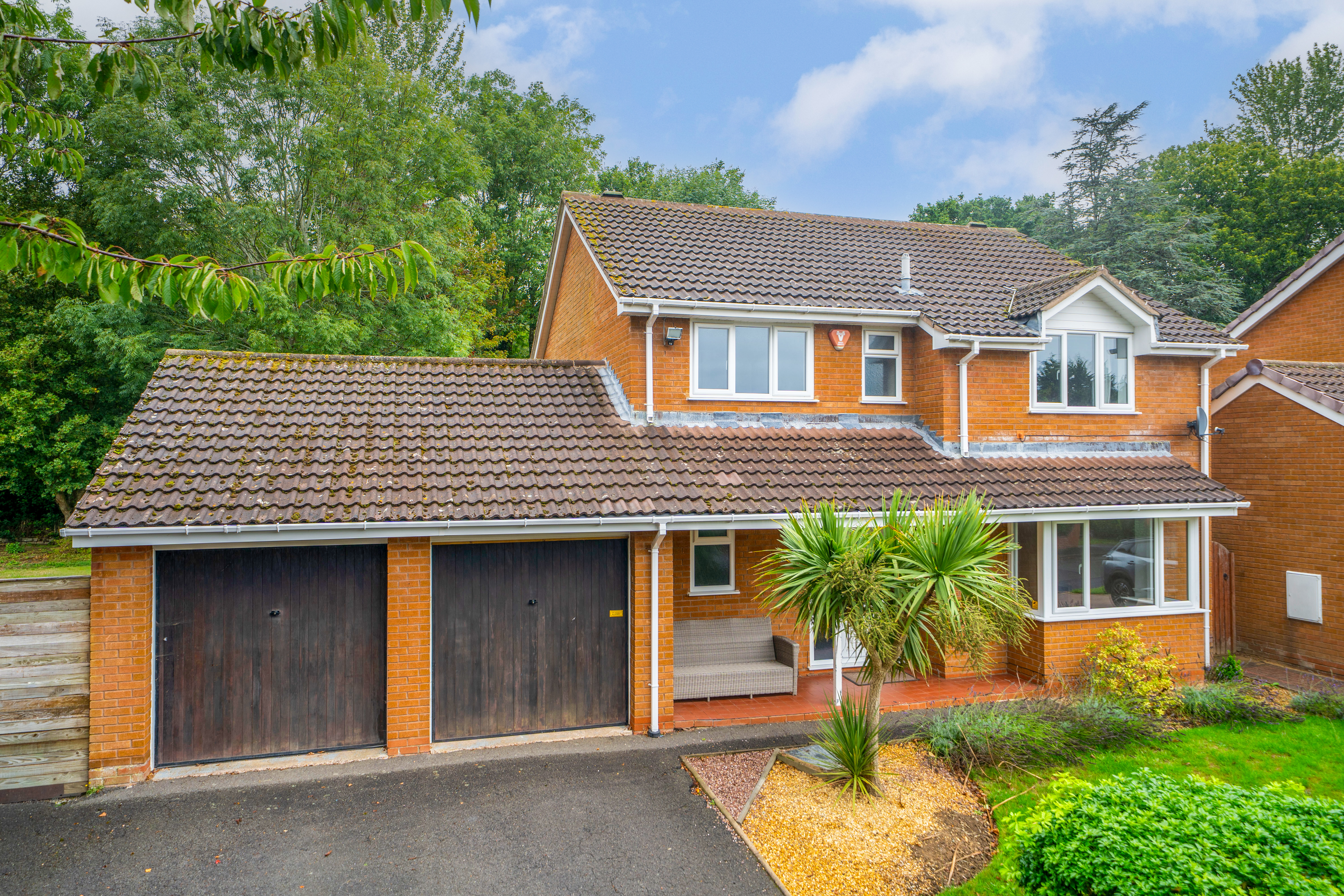 Lees Farm Drive, Madeley, TF7