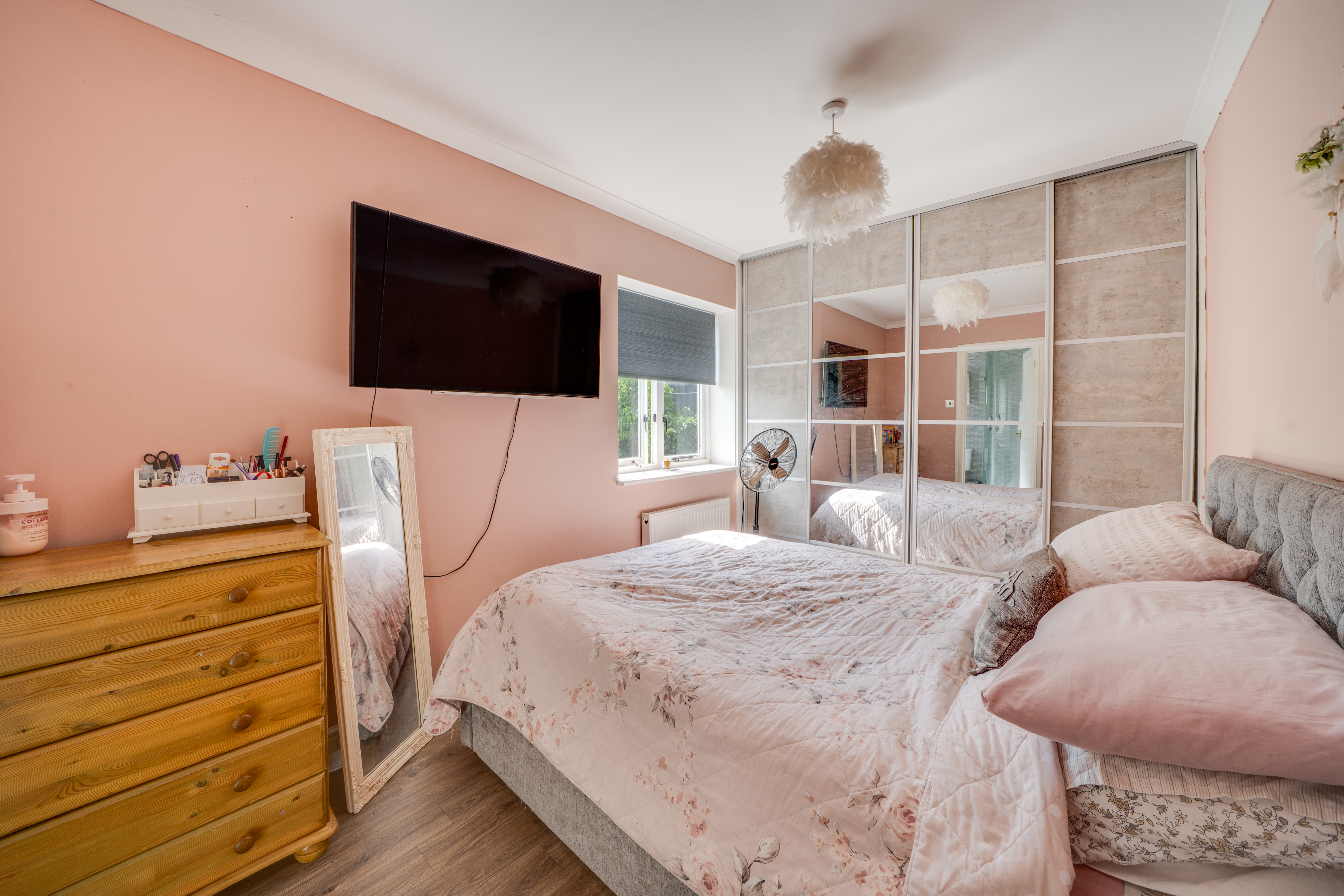 Priors Gate, Priorslee, TF2, photo 12