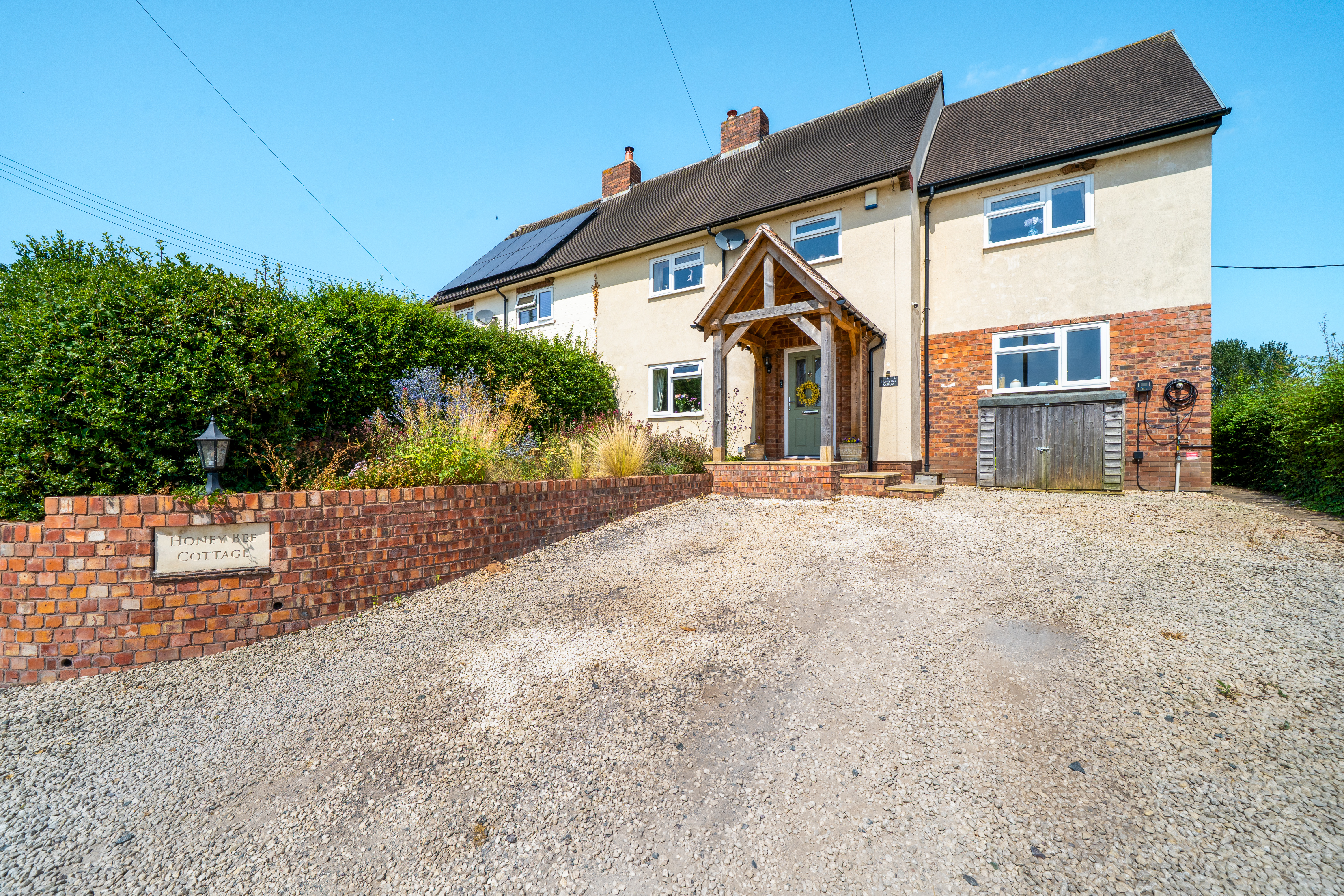 Honey Bee Cottage, 10 Vicarage Lane, Sutton Maddock, Shifnal, TF11 9NE