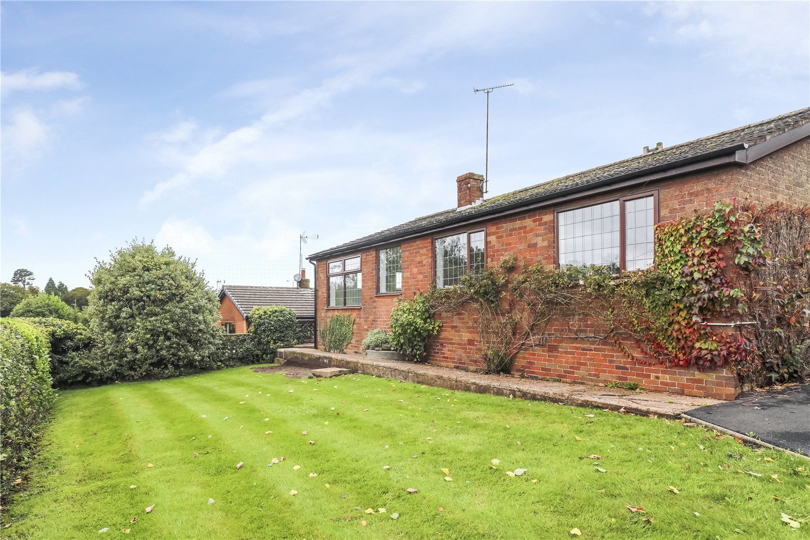 Porchbrook Road, Rock, DY14