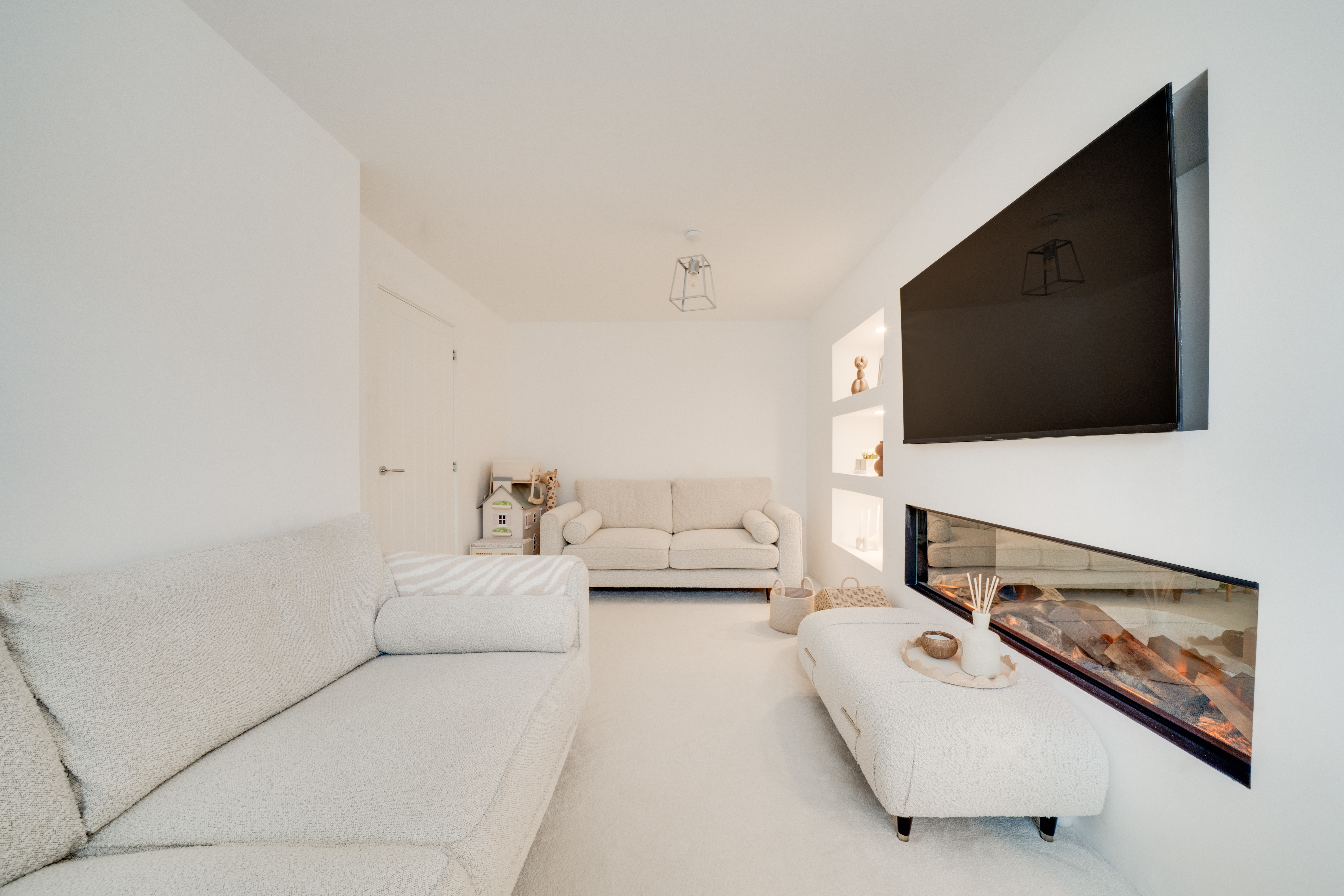 Mitcham Grove, Priorslee, TF2, photo 8
