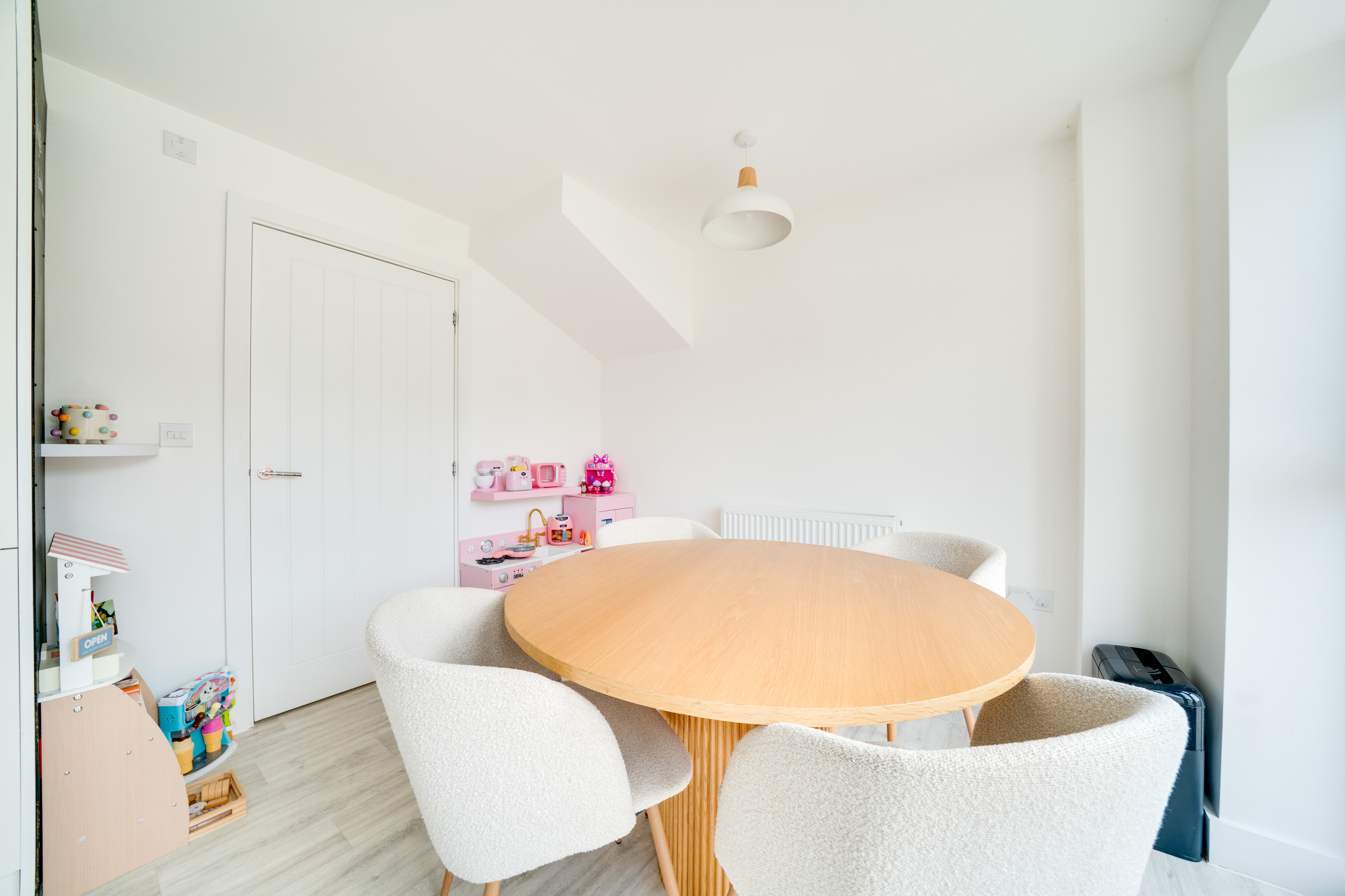 Mitcham Grove, Priorslee, TF2, photo 10
