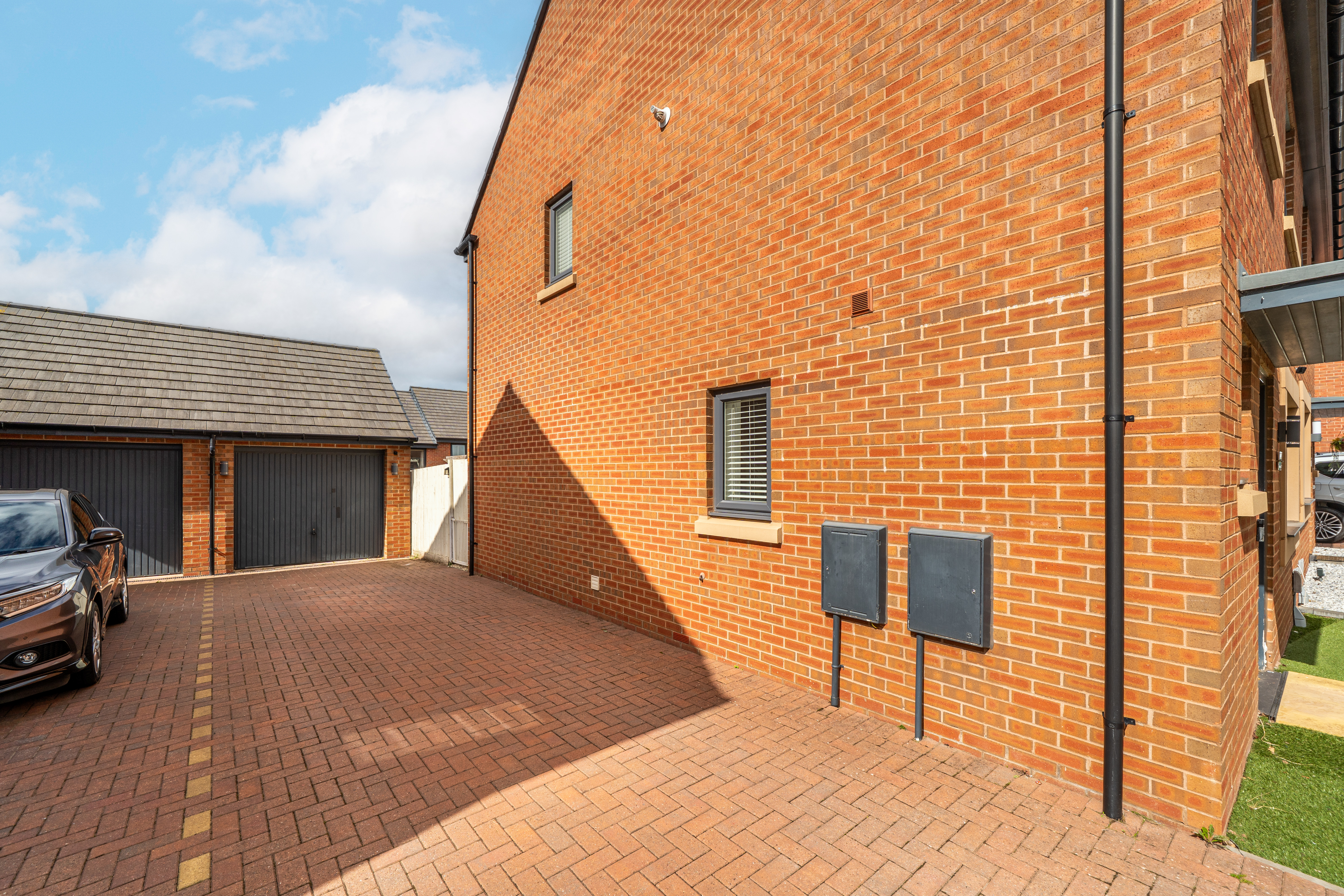 Mitcham Grove, Priorslee, TF2, photo 22