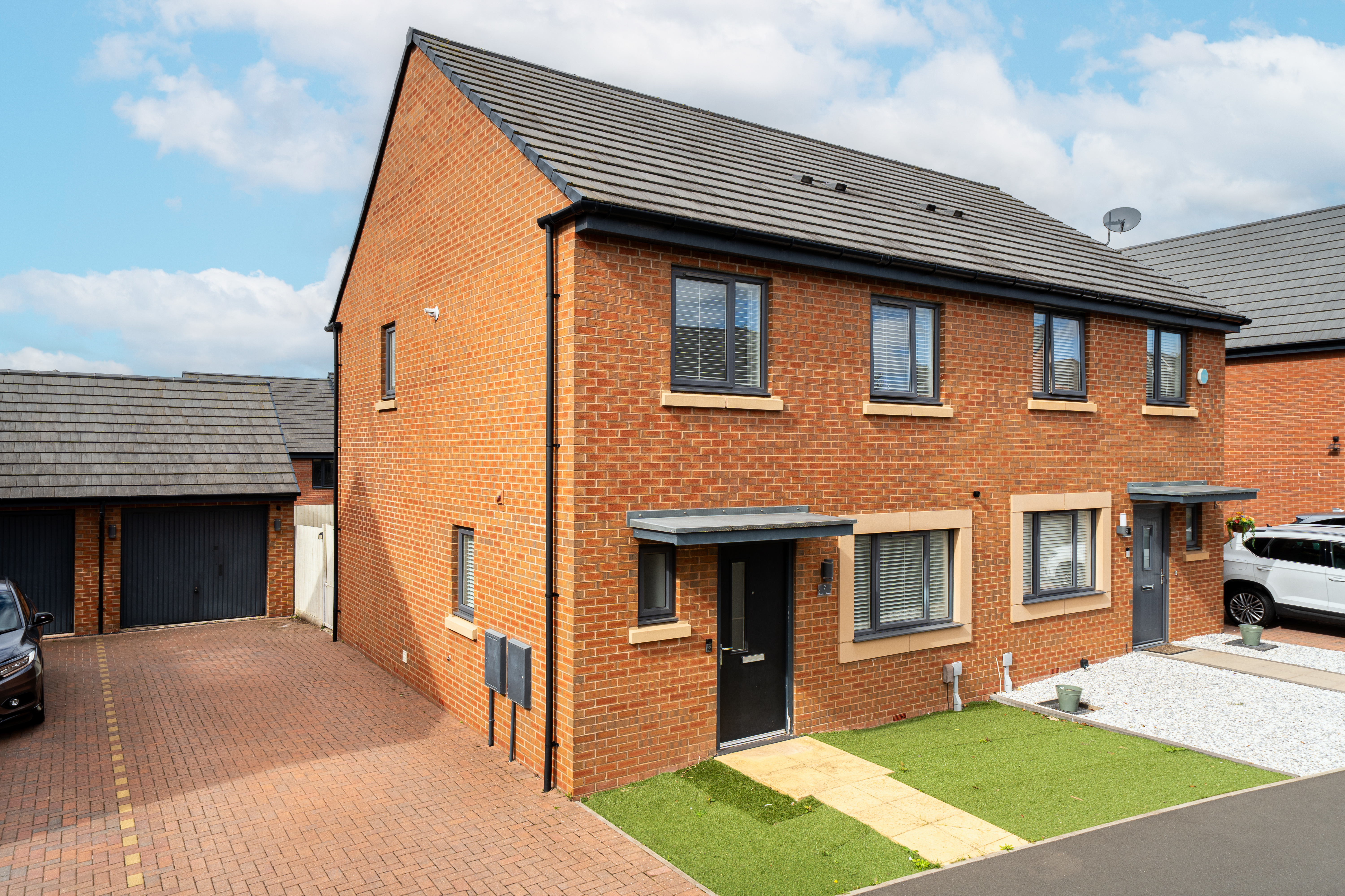 Mitcham Grove, Priorslee, TF2