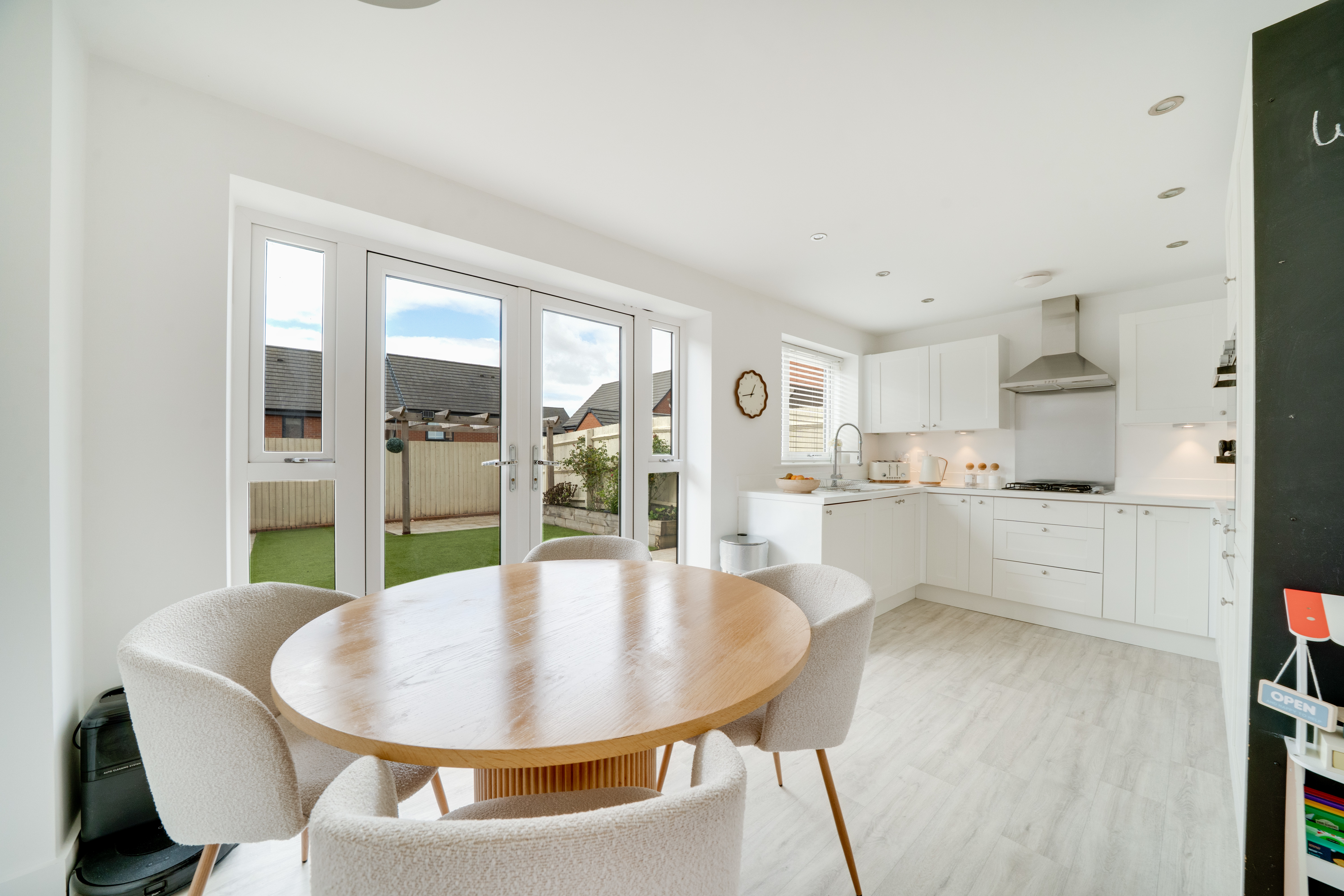 Mitcham Grove, Priorslee, TF2, photo 4