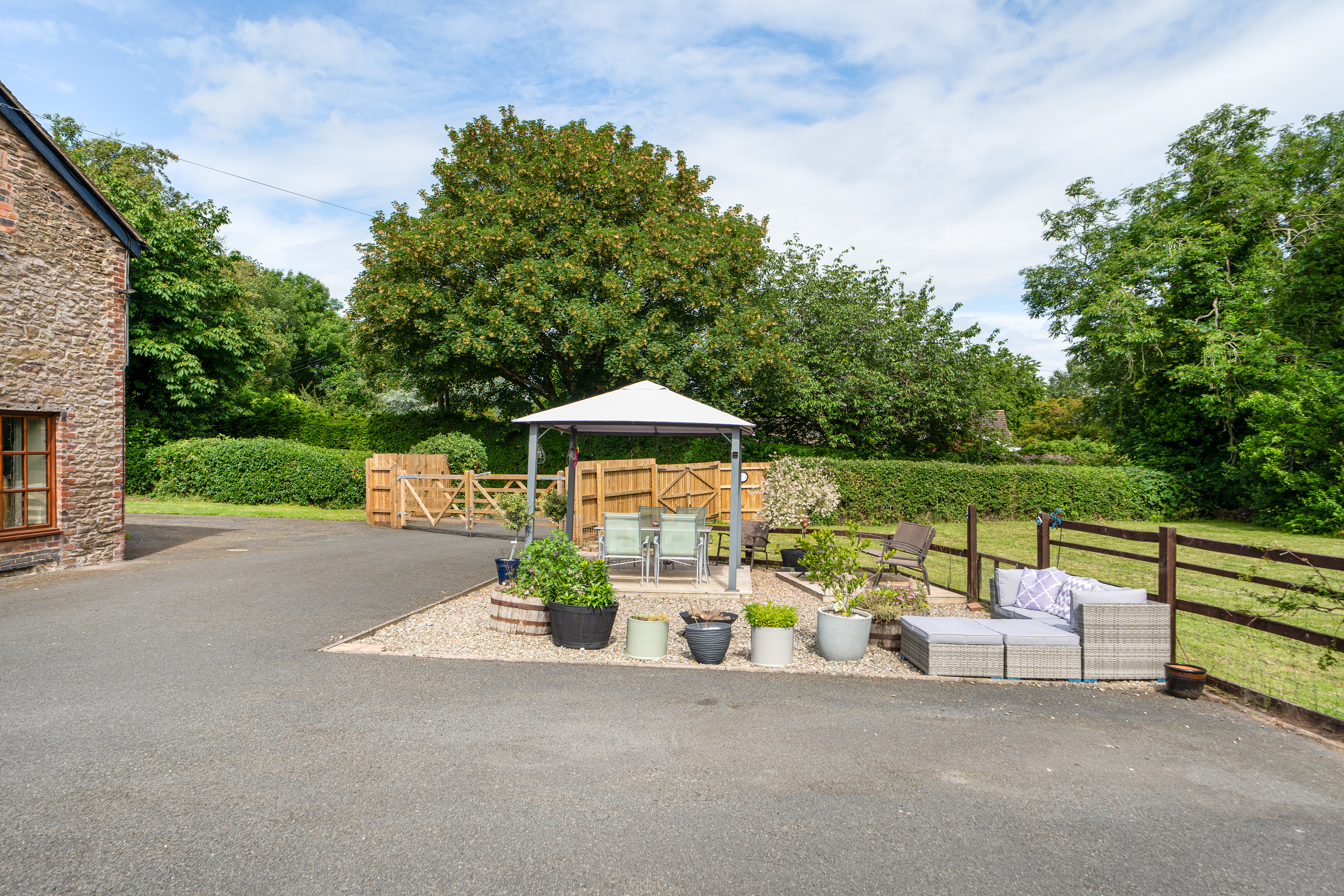 Deasland Lane, Heightington, DY12, photo 23